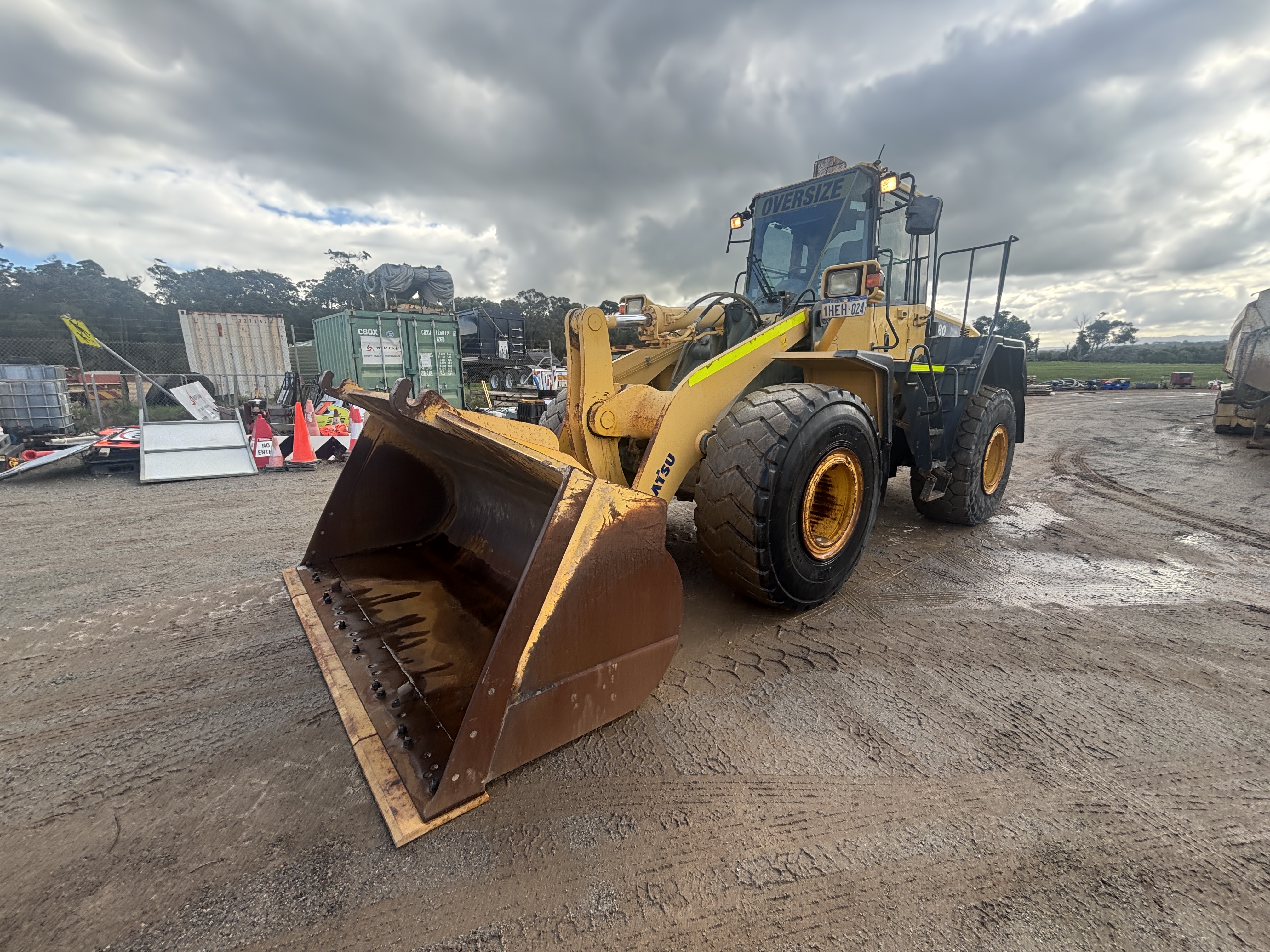 2 · 2012 Komatsu WA380-6 Loader