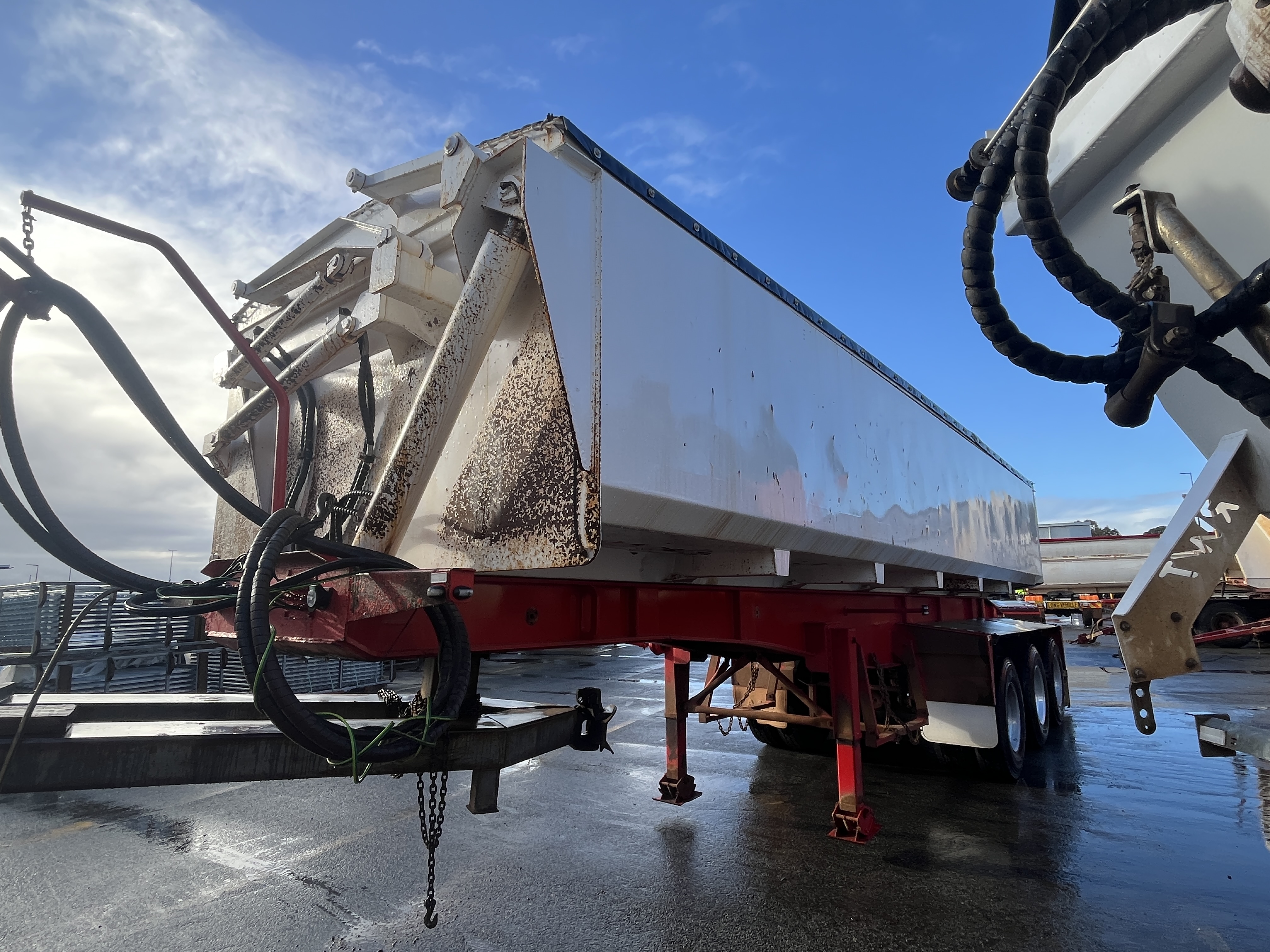 2024 AAA MTASTT Side Tipper Tri-Axle
