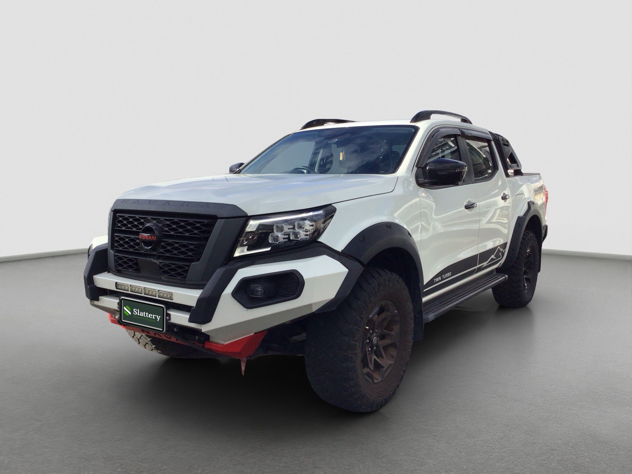1 · 2022 Nissan Navara PRO-4X Diesel
