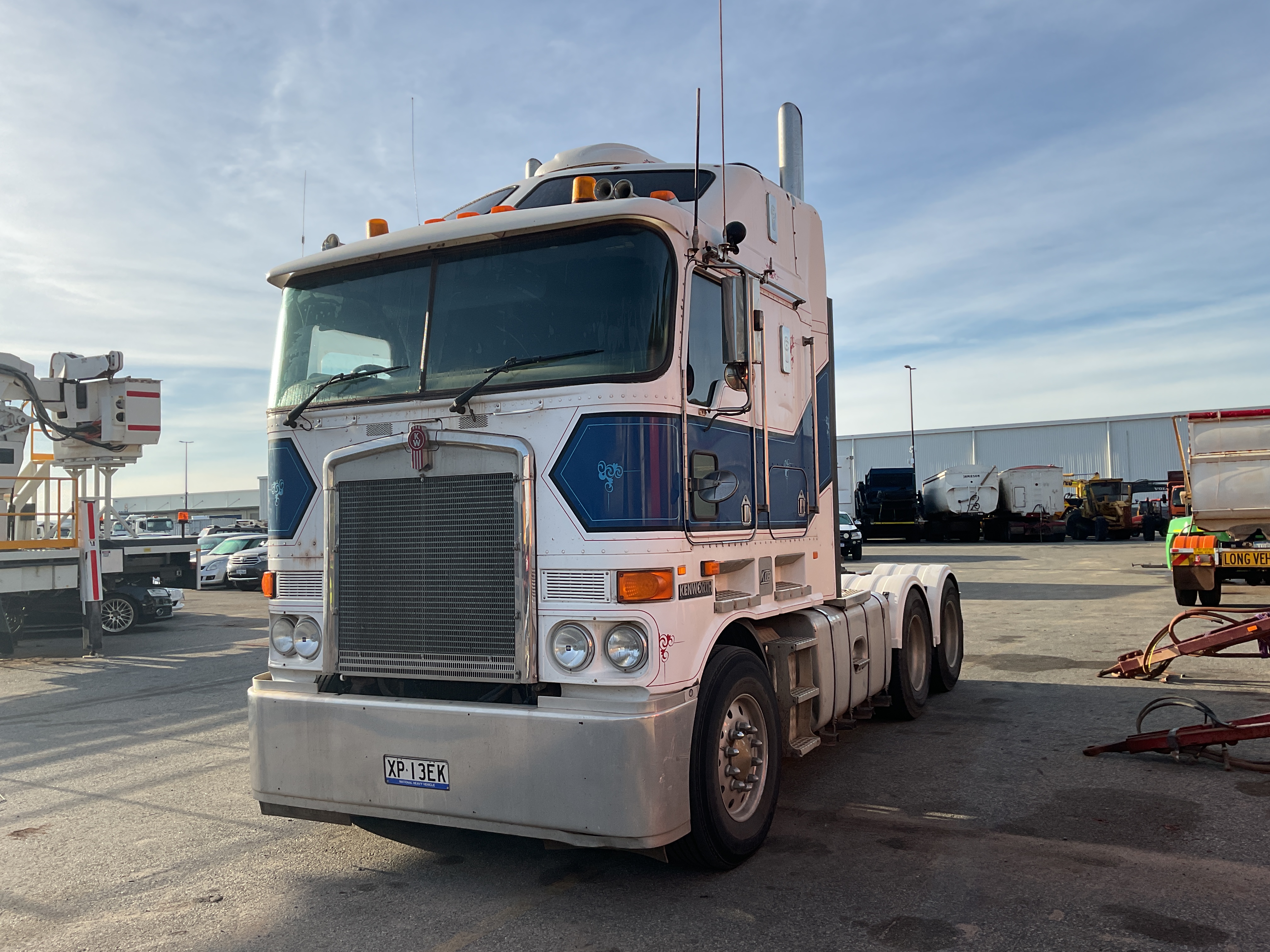 12 · 2009 Kenworth K108   6x4 Prime Mover