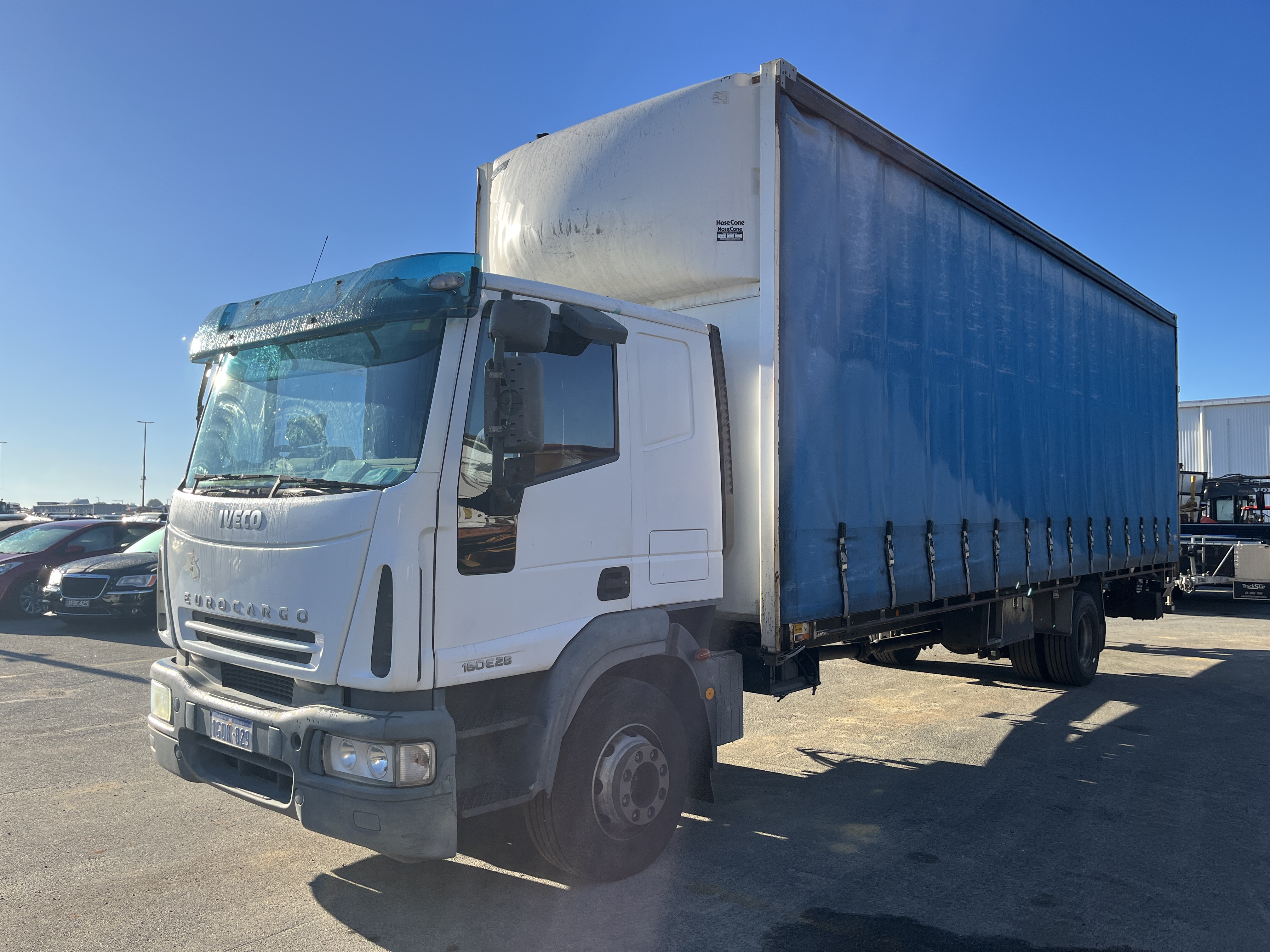 Iveco 160E28 EuroCargo 4x2 Curtainsider