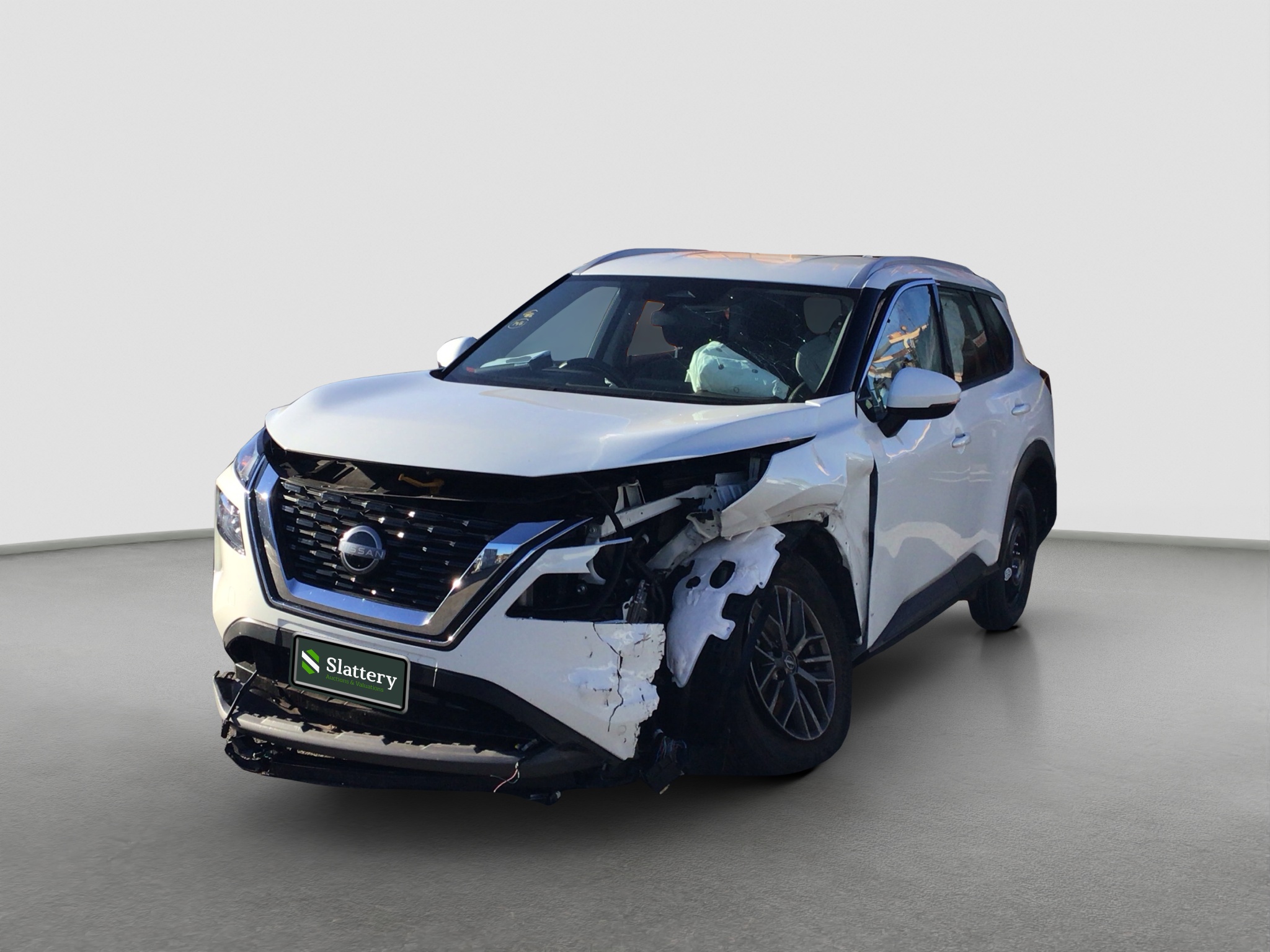 10 · 2025 Nissan X-Trail ST Petrol