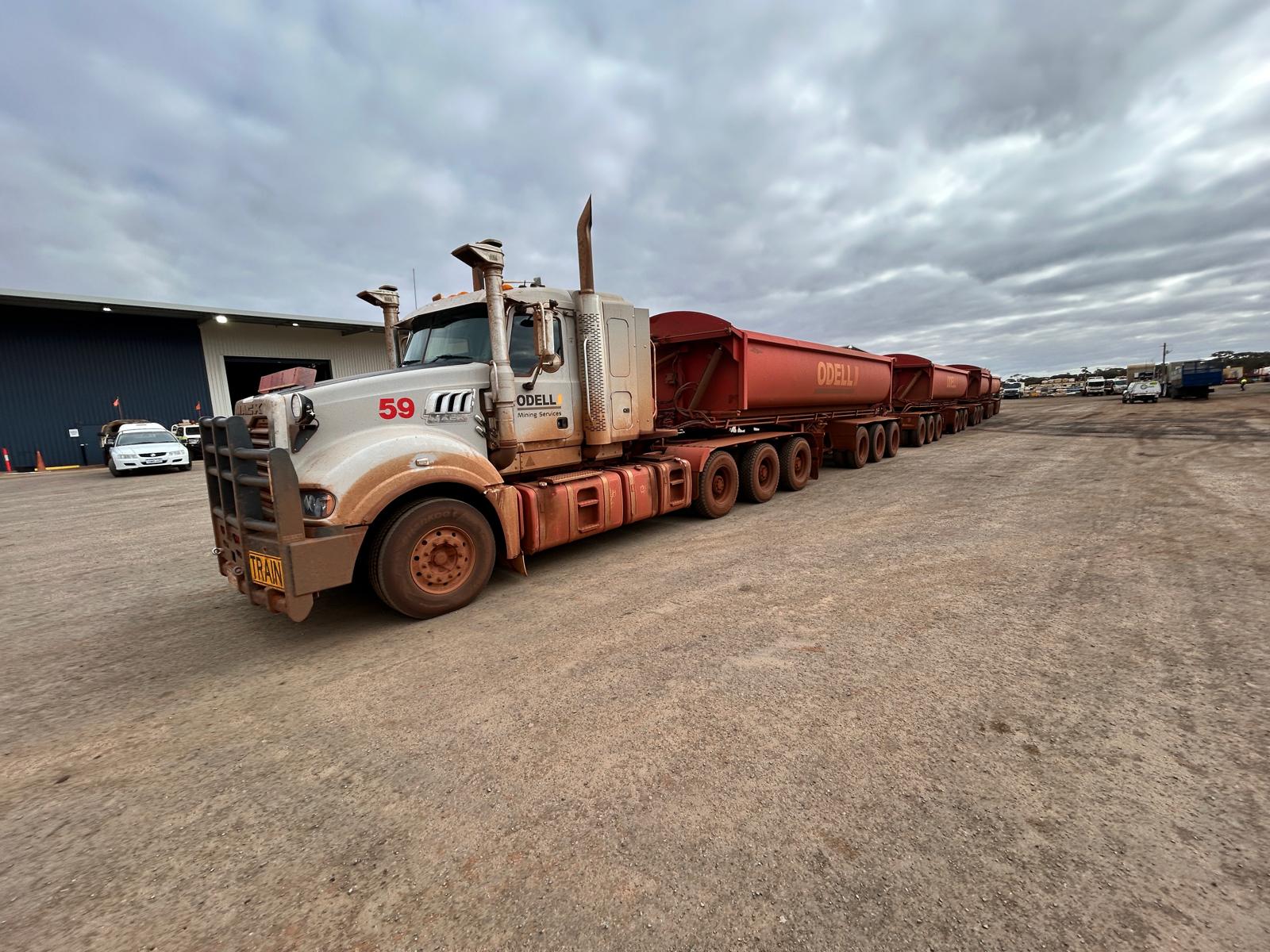 2022 Mack 8x6 Prime Mover