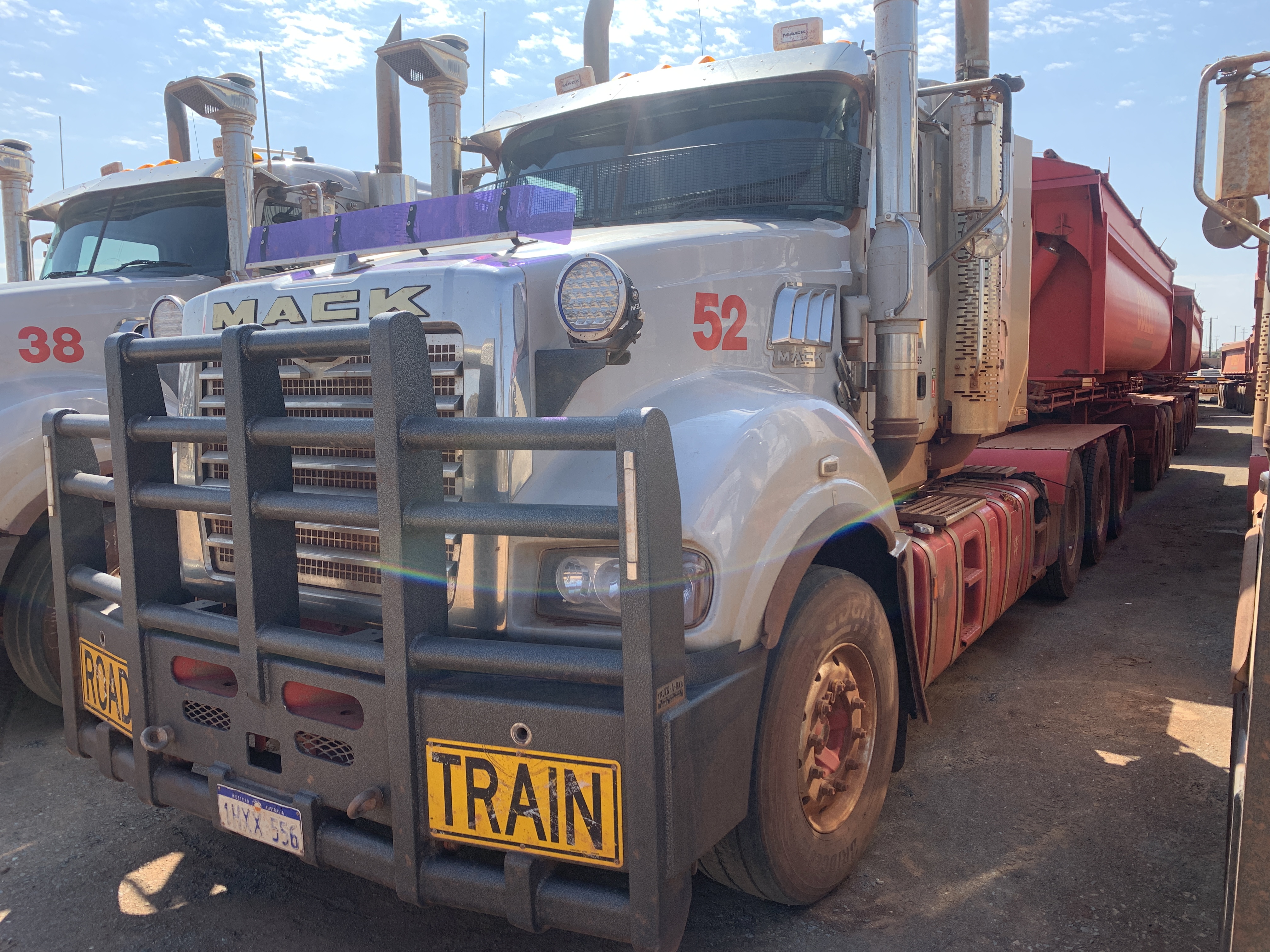 2023 Mack 8x6 Prime Mover Tri-Drive