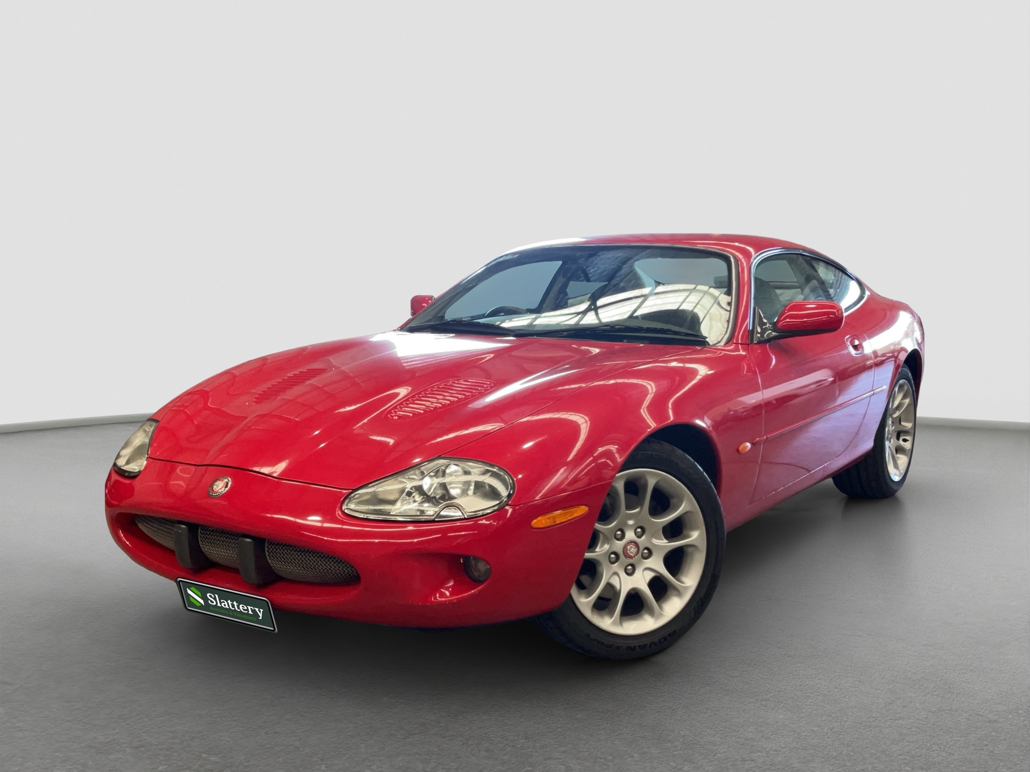 3 · 1998 Jaguar XKR Coupe V8 Petrol