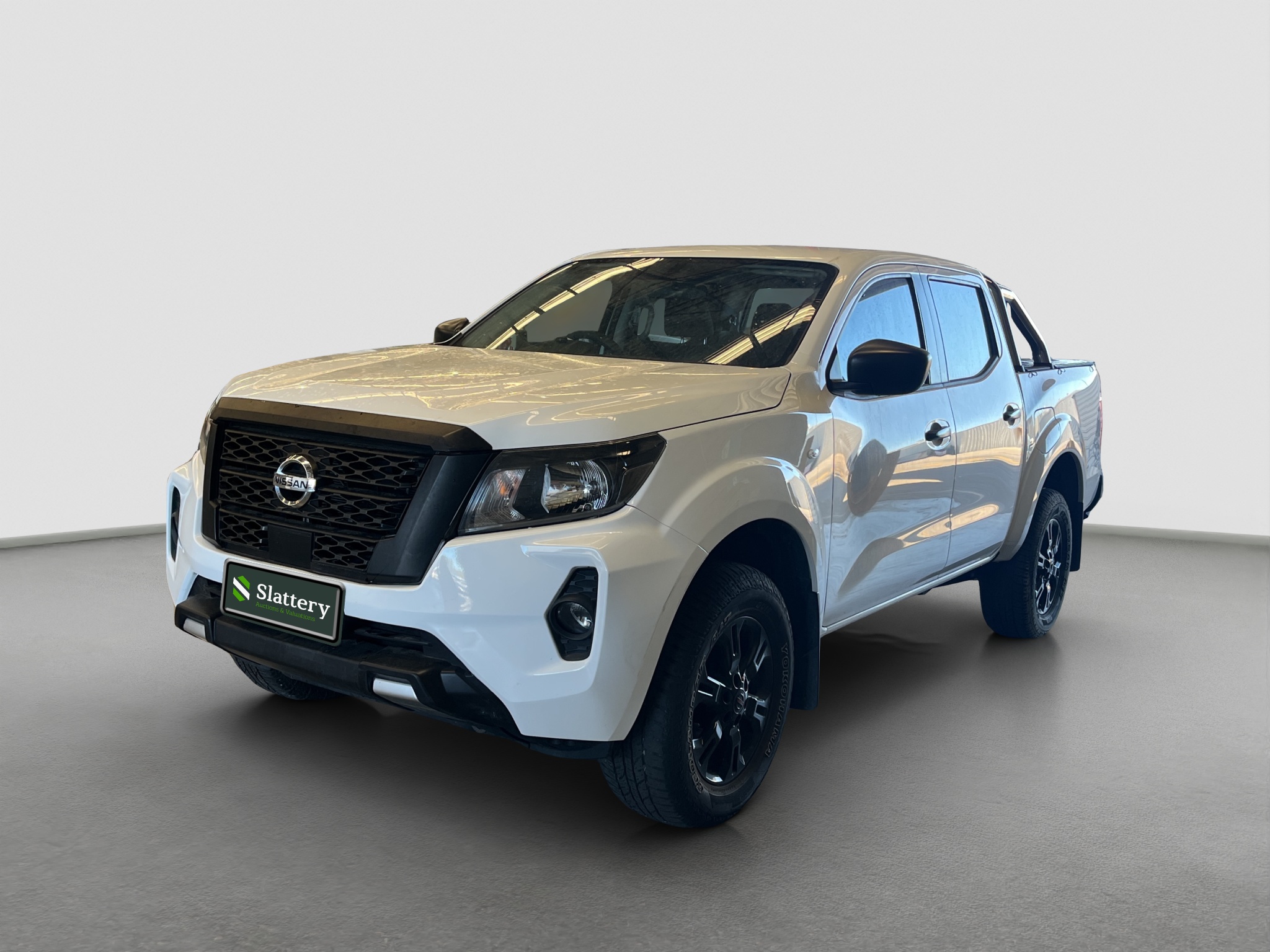 5 · 2021 Nissan Navara SL Diesel (Ex Lease)
