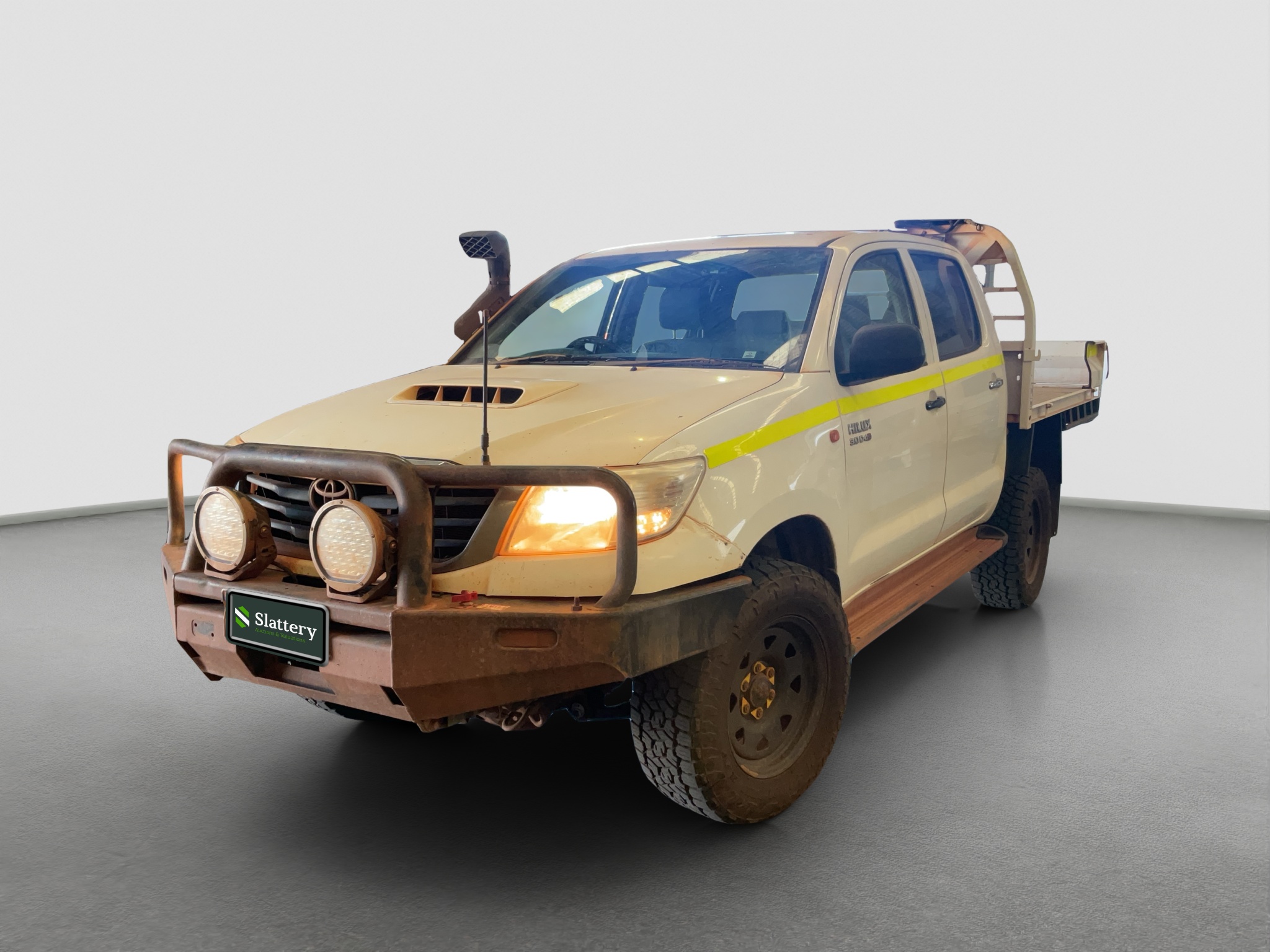 1 · 2012 Toyota Hilux SR Diesel