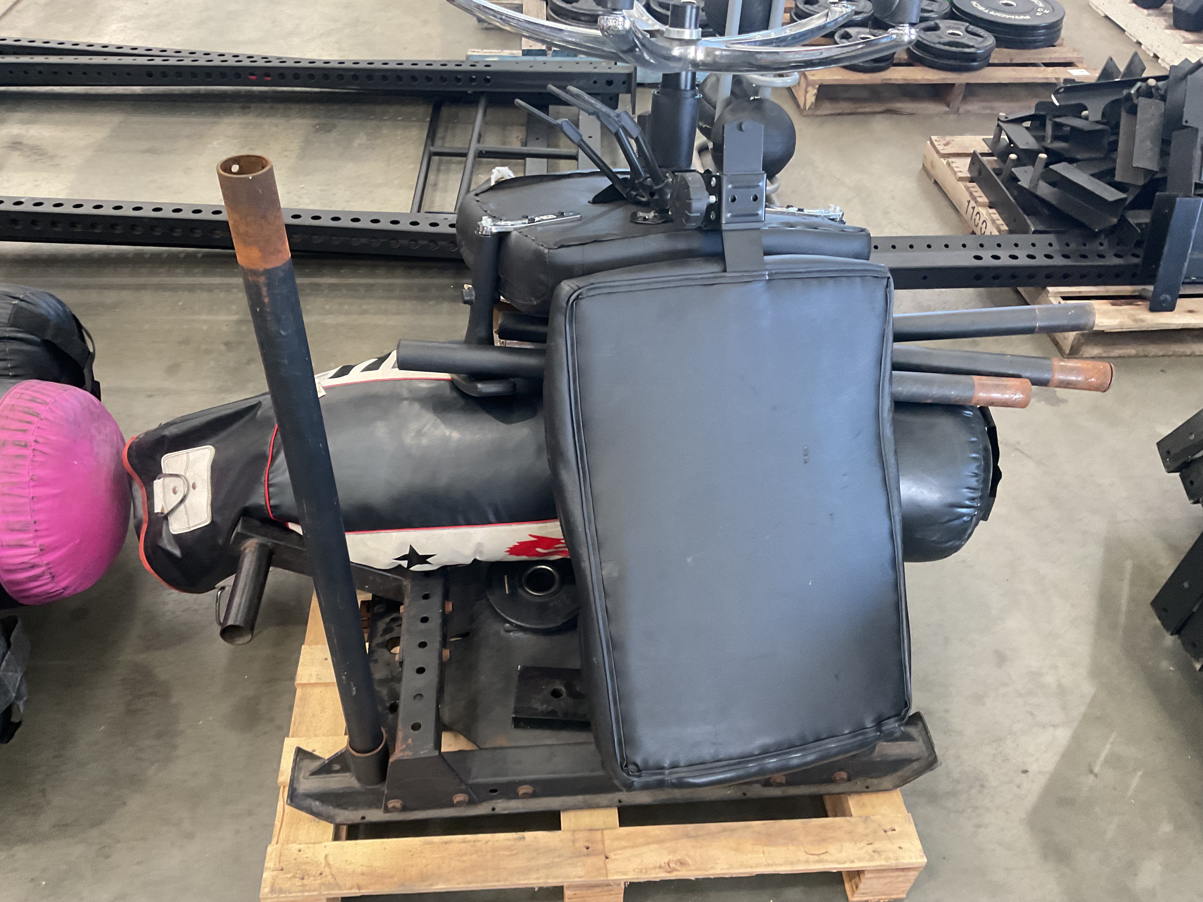 Mixed pallet of office and boxing goods - unreserved