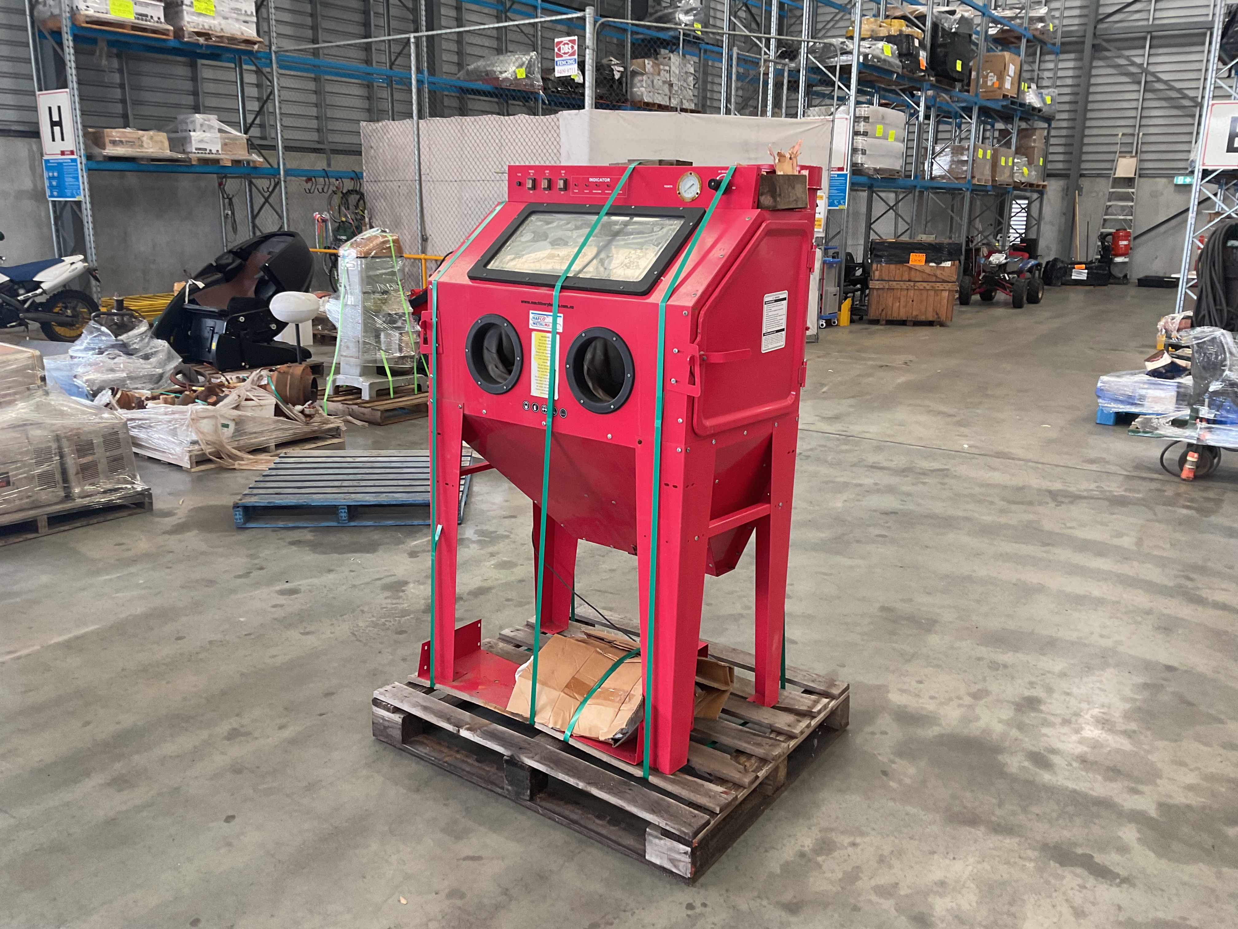 Grit Blasting Unit