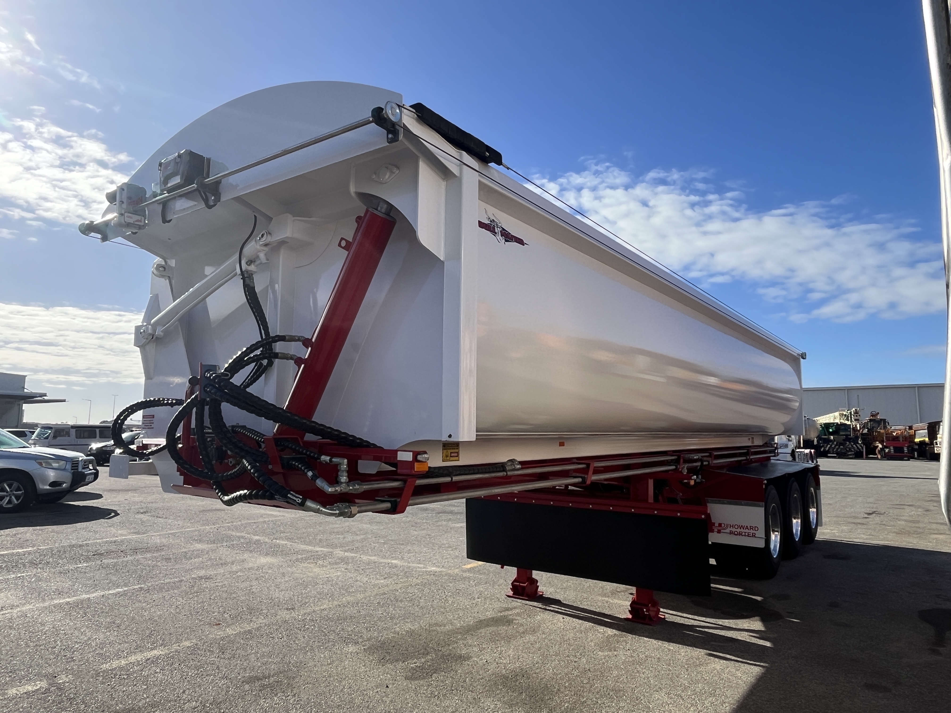 2026 Unused Howard Porter TRI470 Tri-Axle