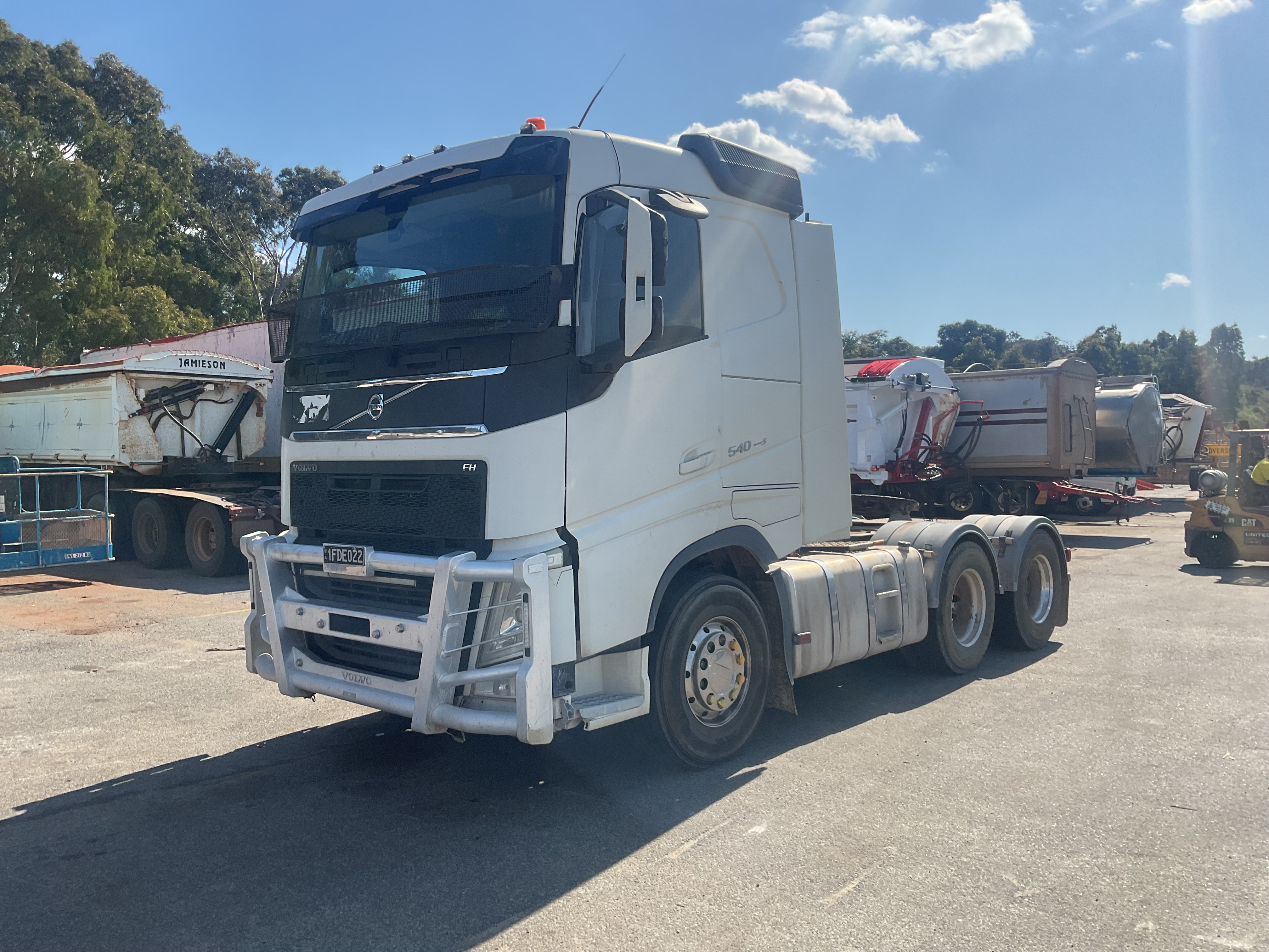 2019 Volvo 540 FH13 6x4 Day over sleeper