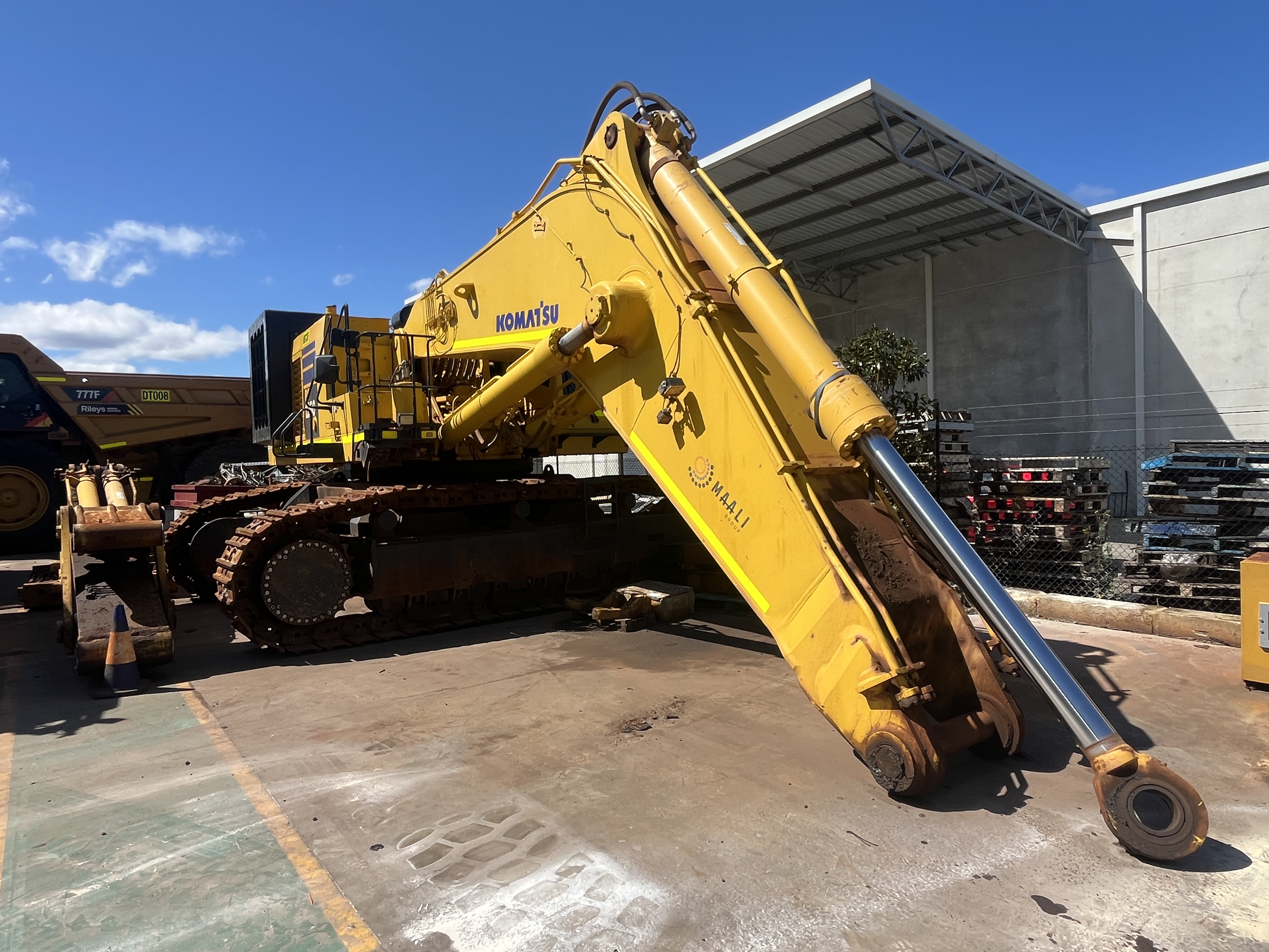 6 · KOMATSU PC1250-8R Excavator