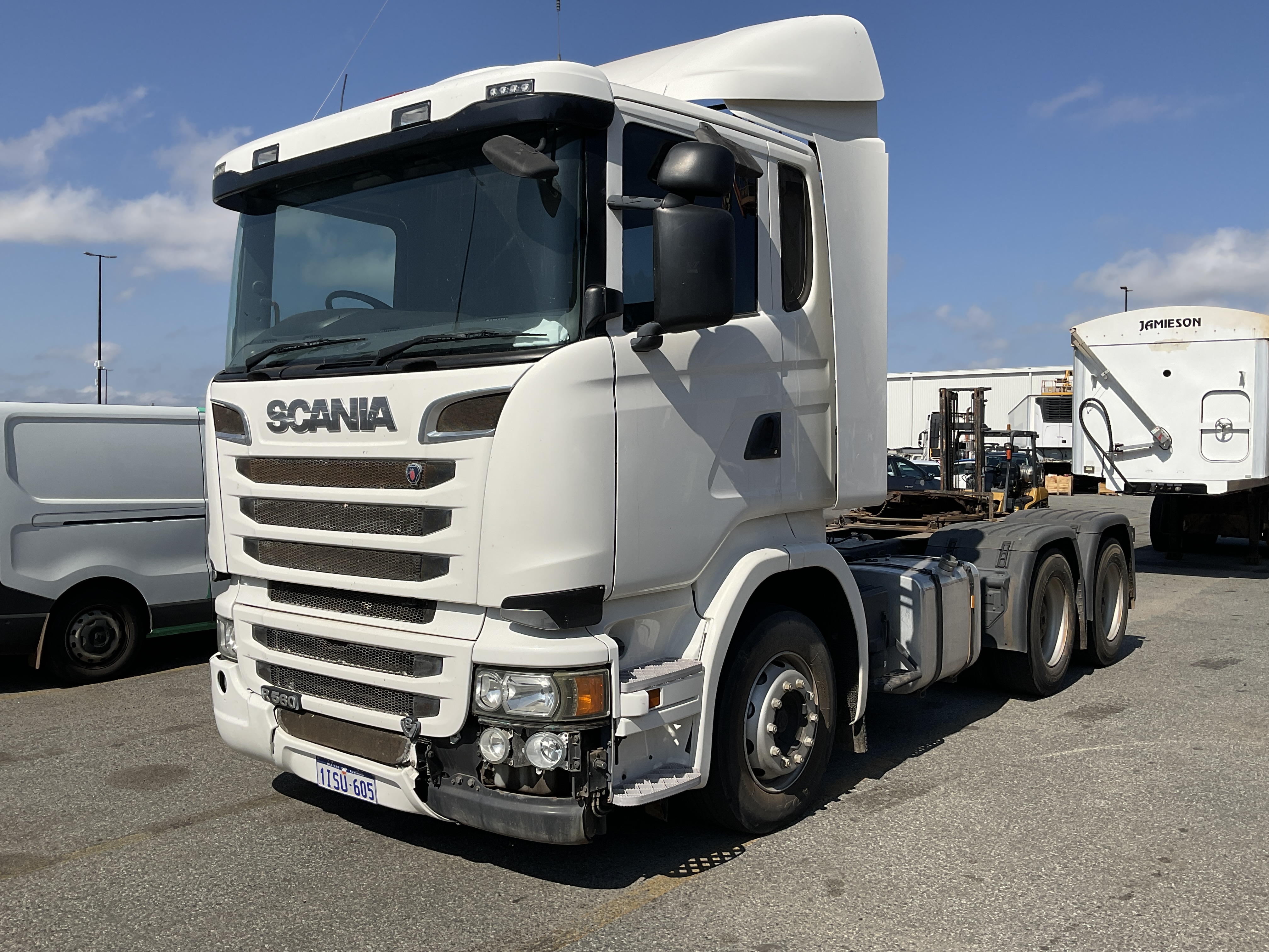 2014 SCANIA R560 6x4 Prime Mover