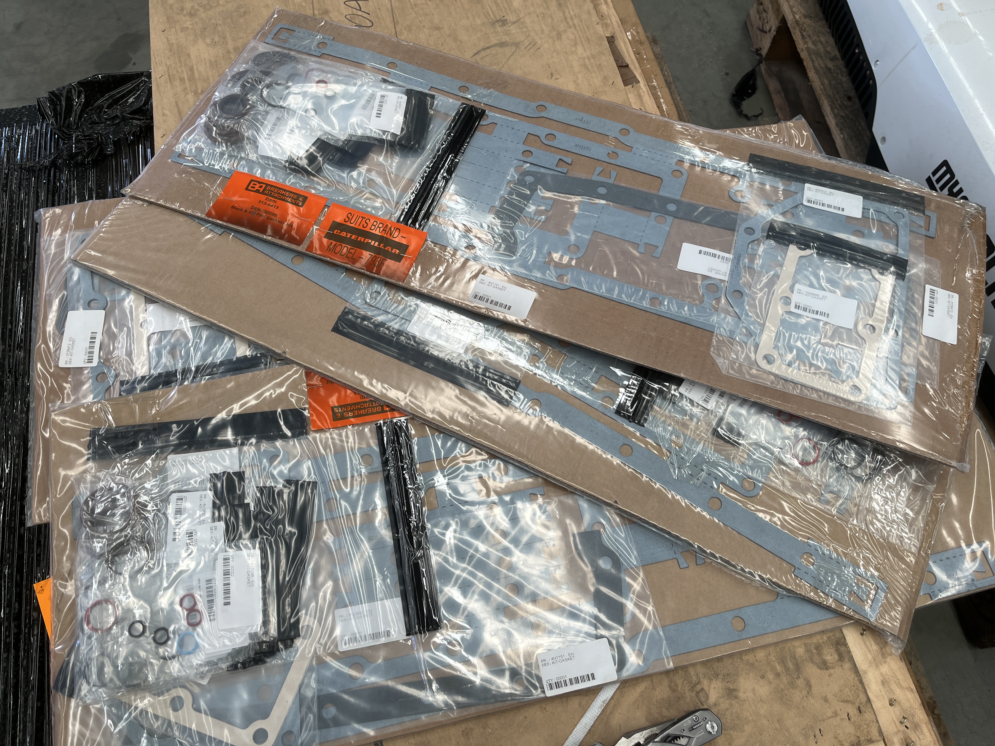 5 · Caterpillar - 793F - Block & Oil Pan Gaskets Kit - 313-6413