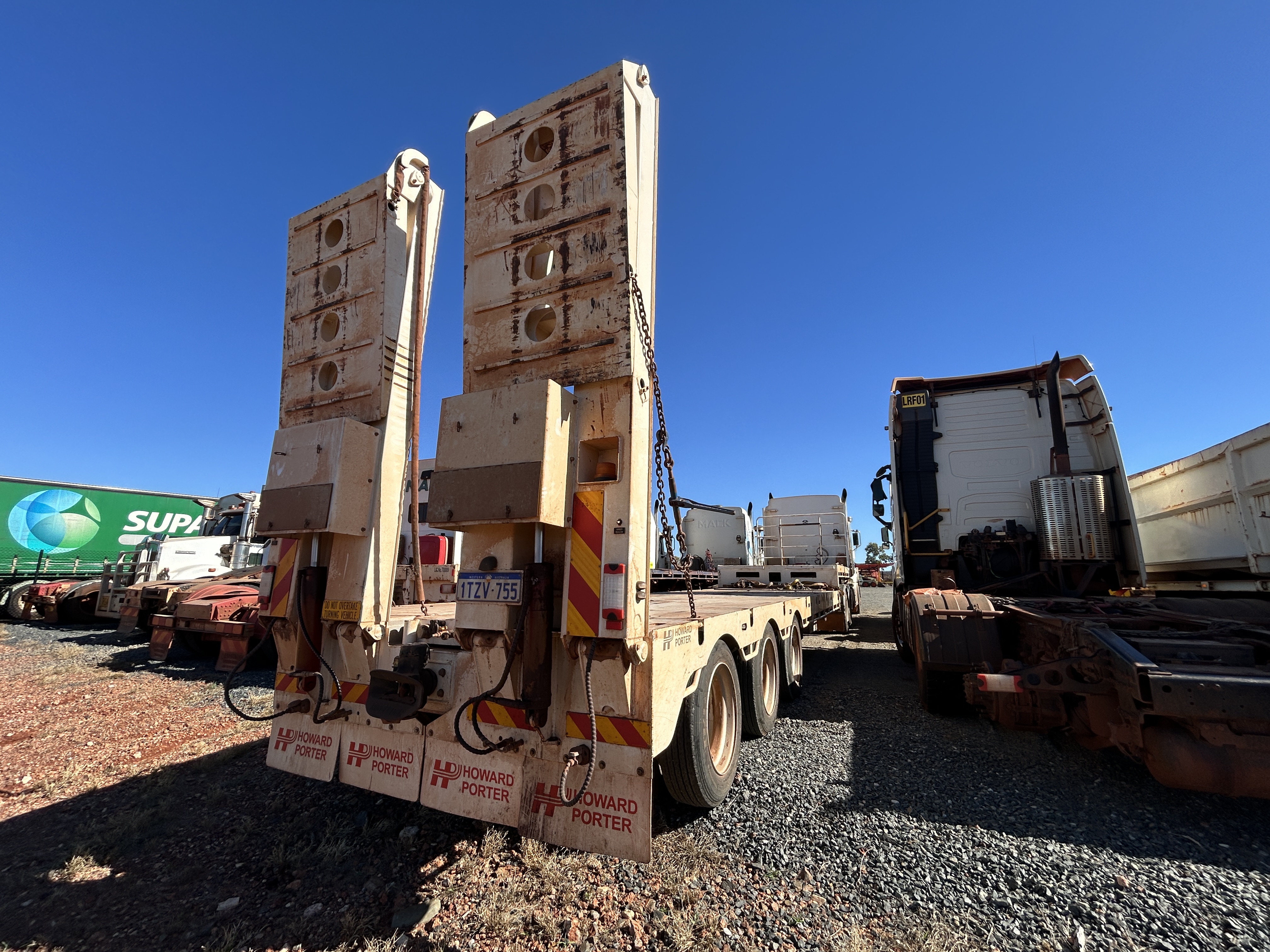 2 · 2024 Howard Porter HP-TRI470 Semi Trailer (KARRATHA)