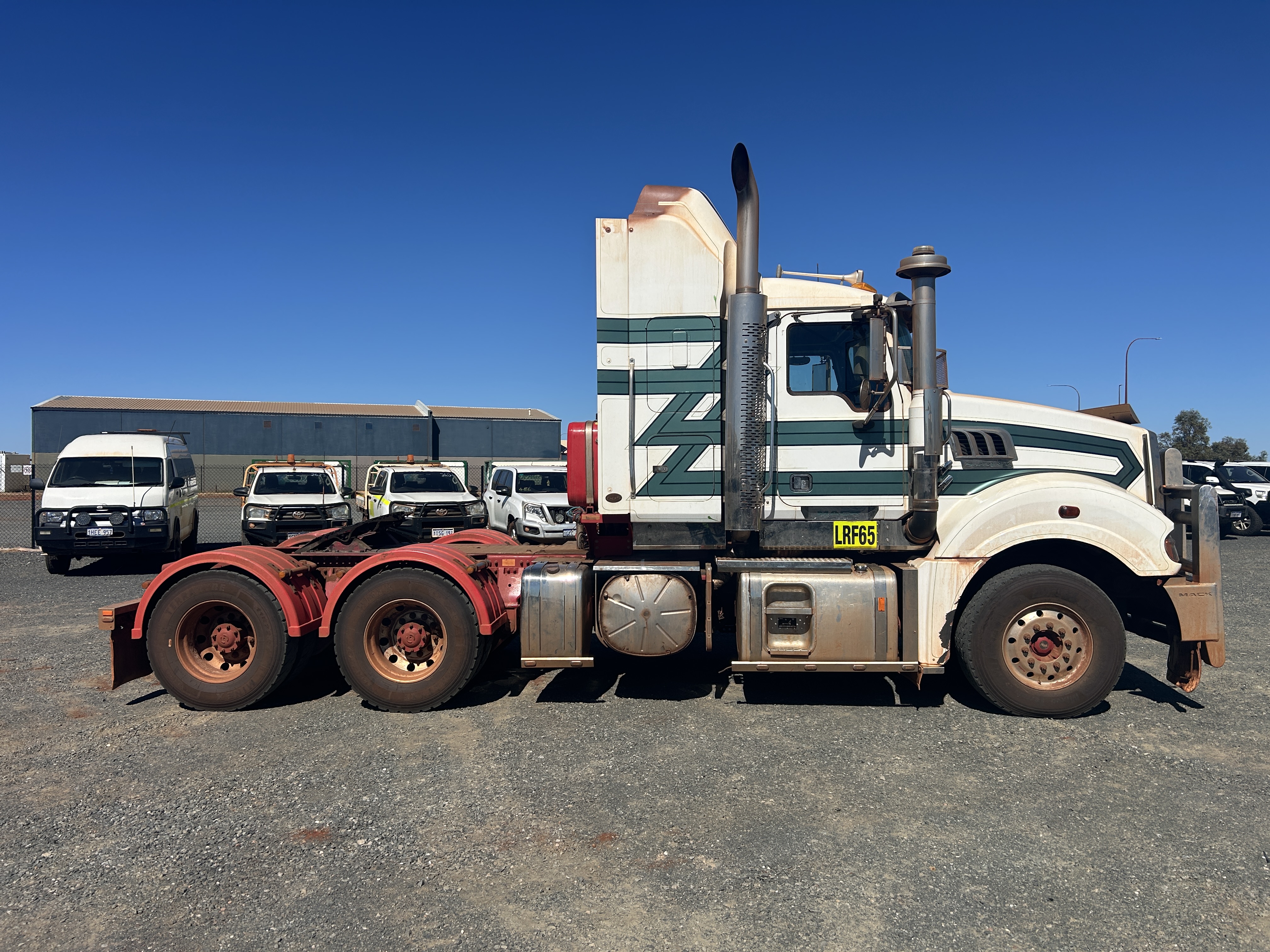 2016 Mack CLXT 6x4 Prime Mover