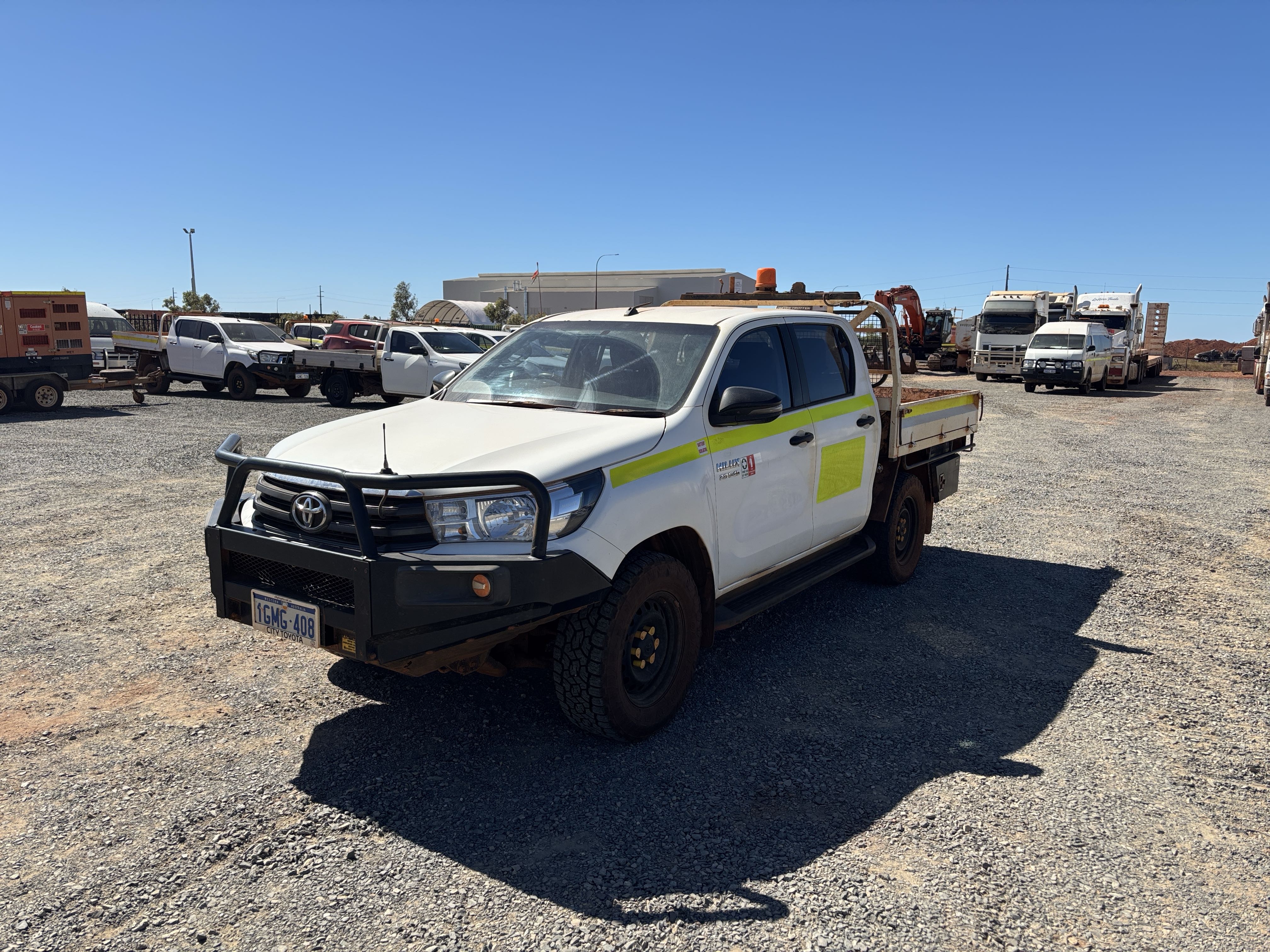 18 · 2018 Toyota Hilux SR Diesel