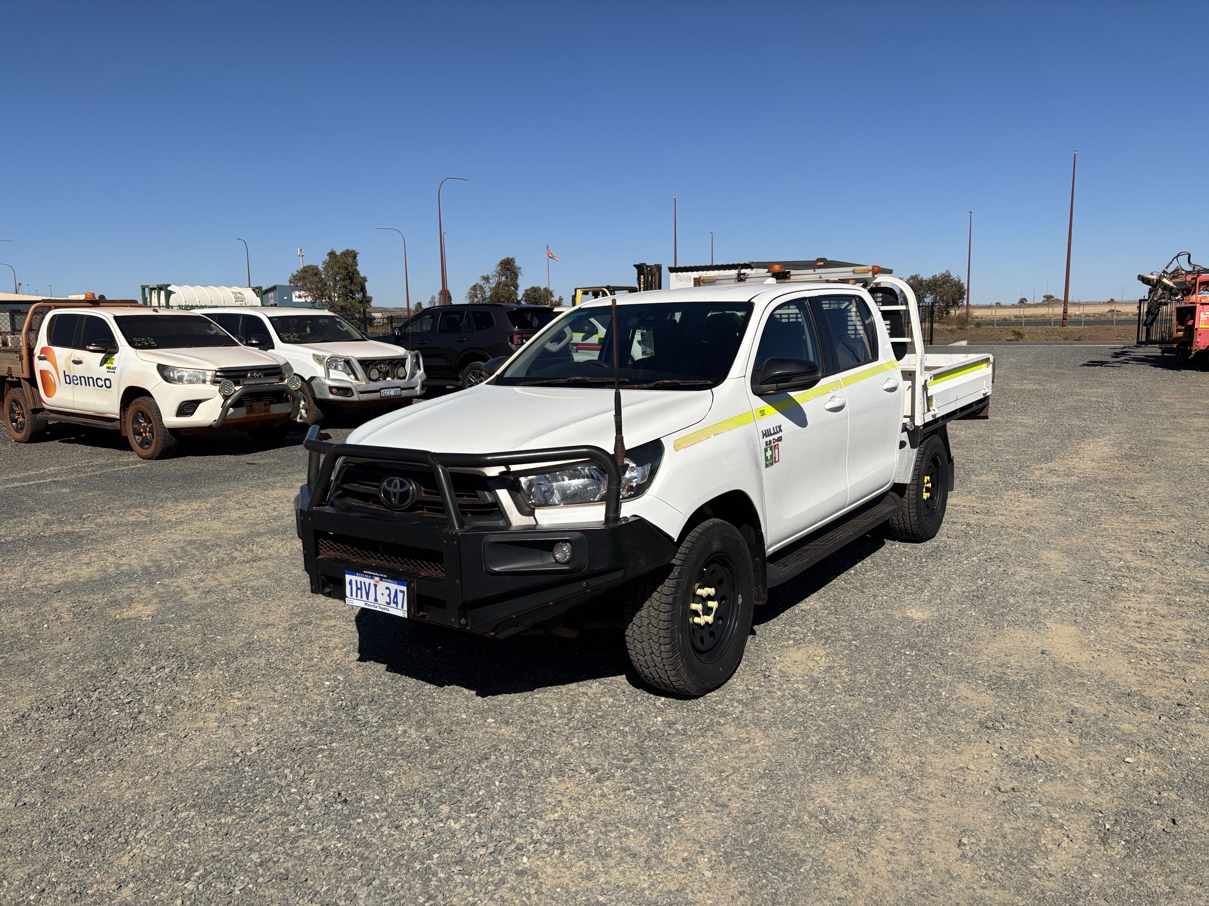 11 · 2023 Toyota Hilux SR Diesel