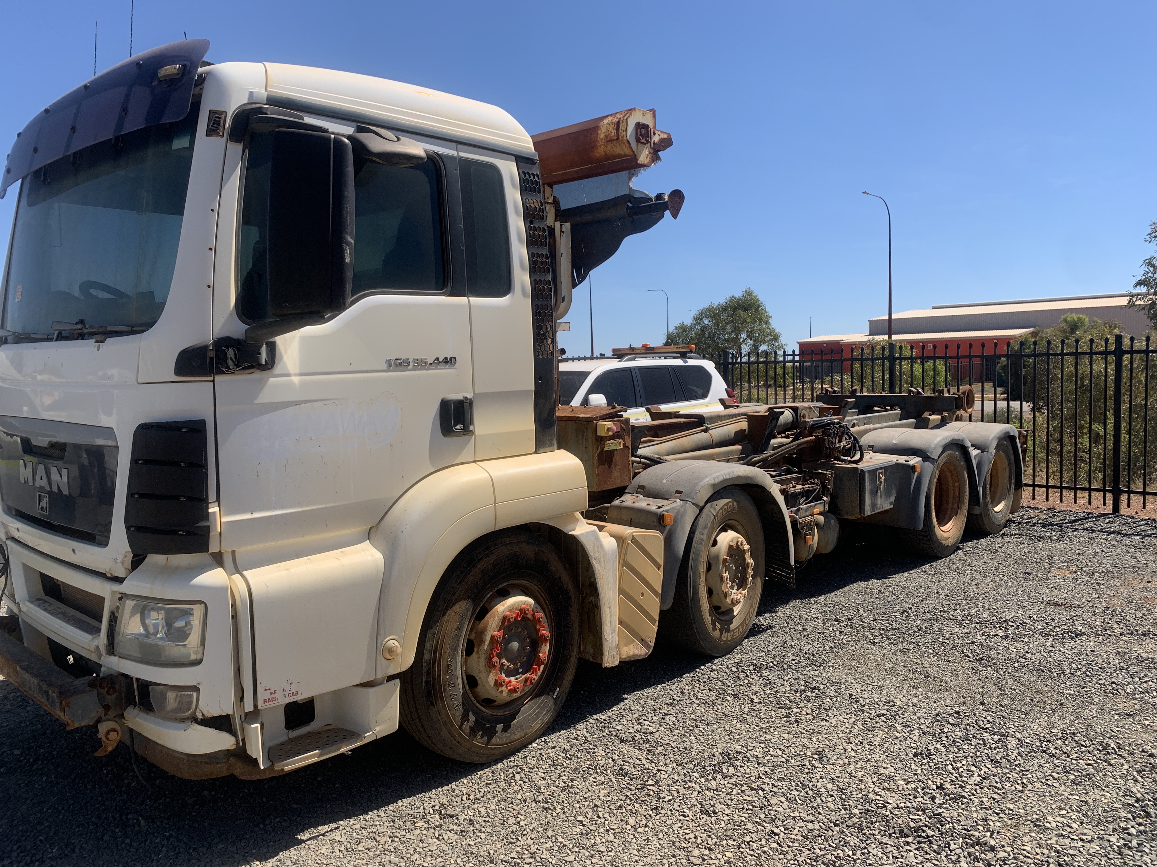 2013 MAN TGS 35   8x4 Hook Bin