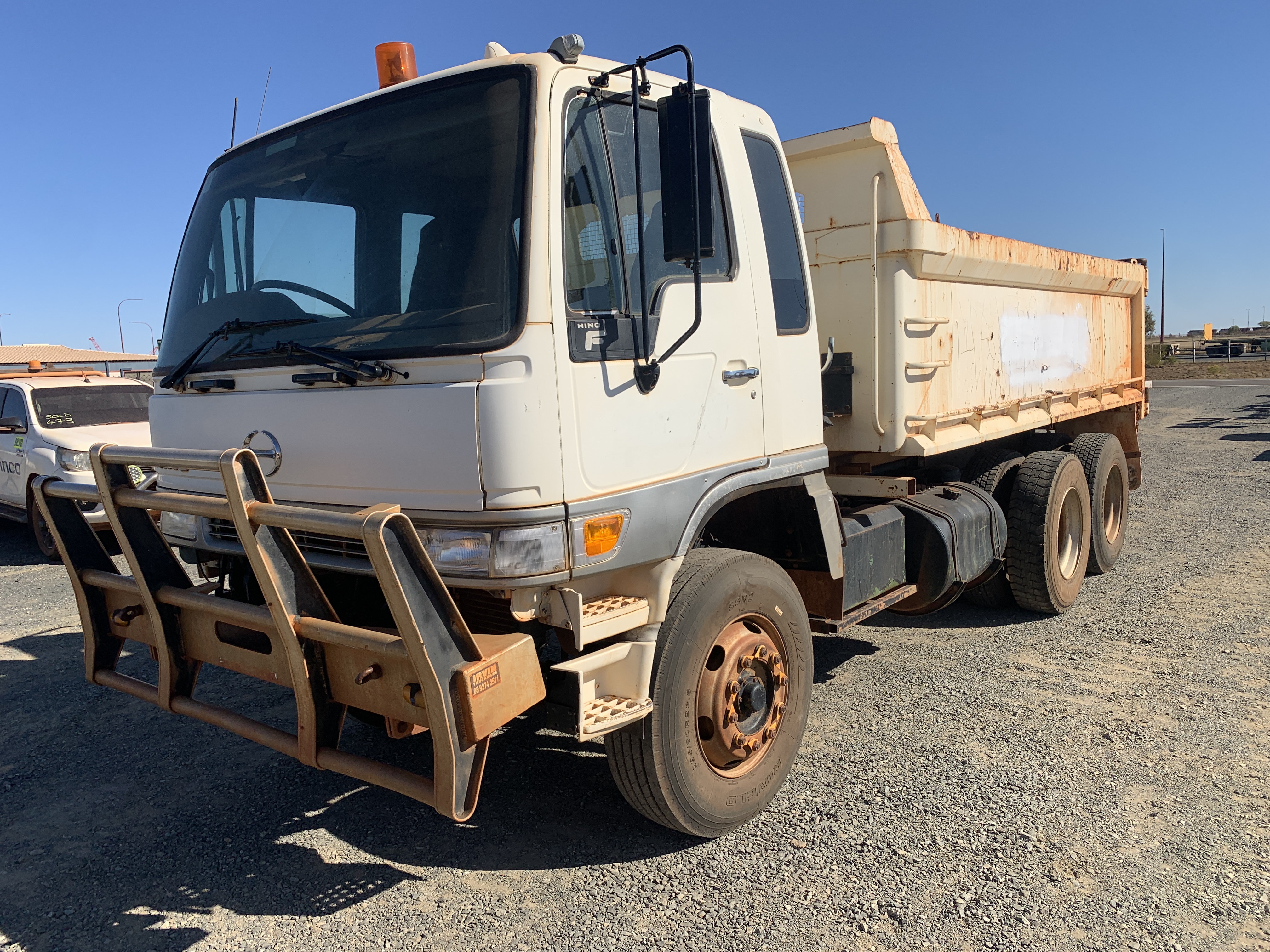 1998 Hino FM1J   6x4 Tipper
