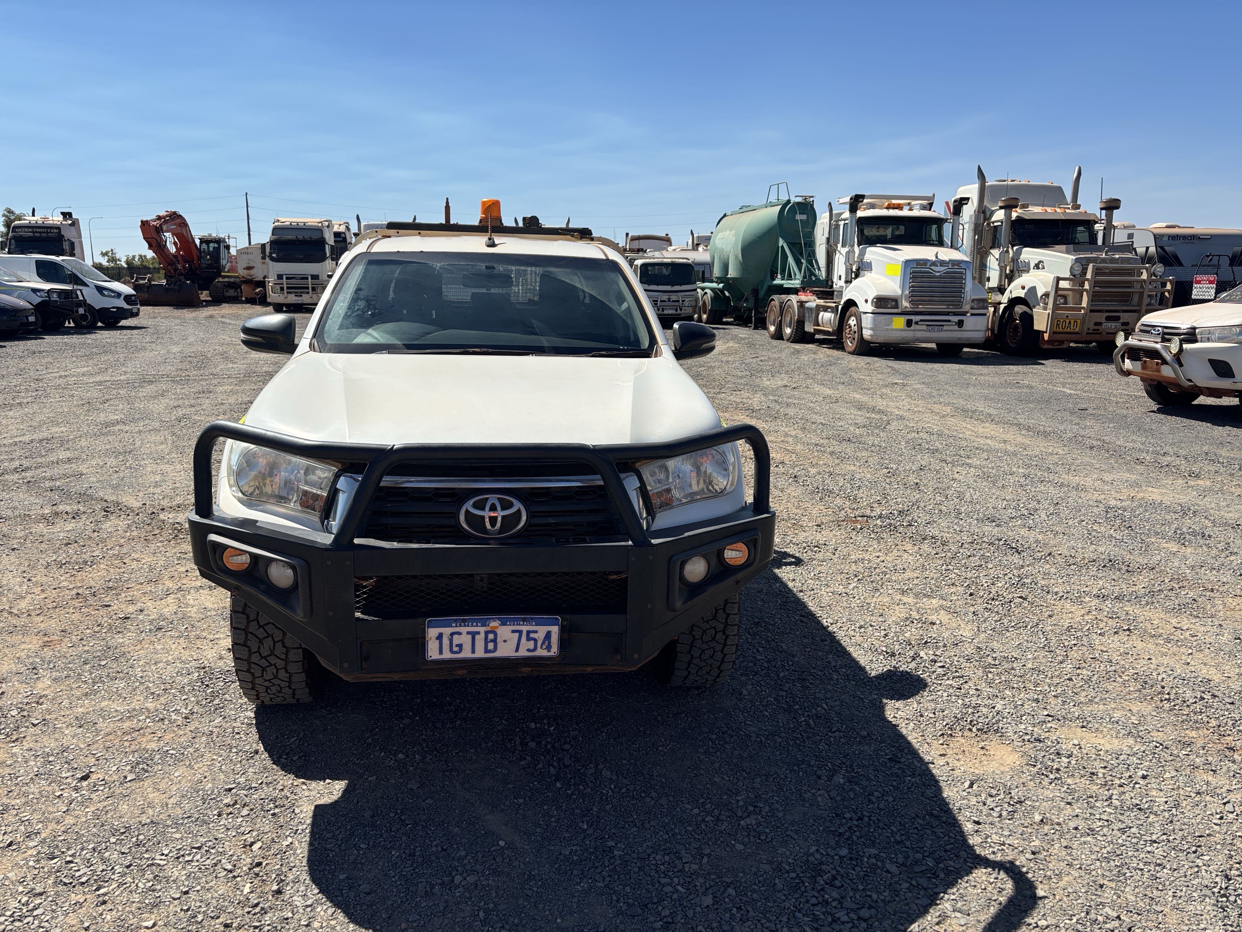 2019 Toyota Hilux SR Diesel