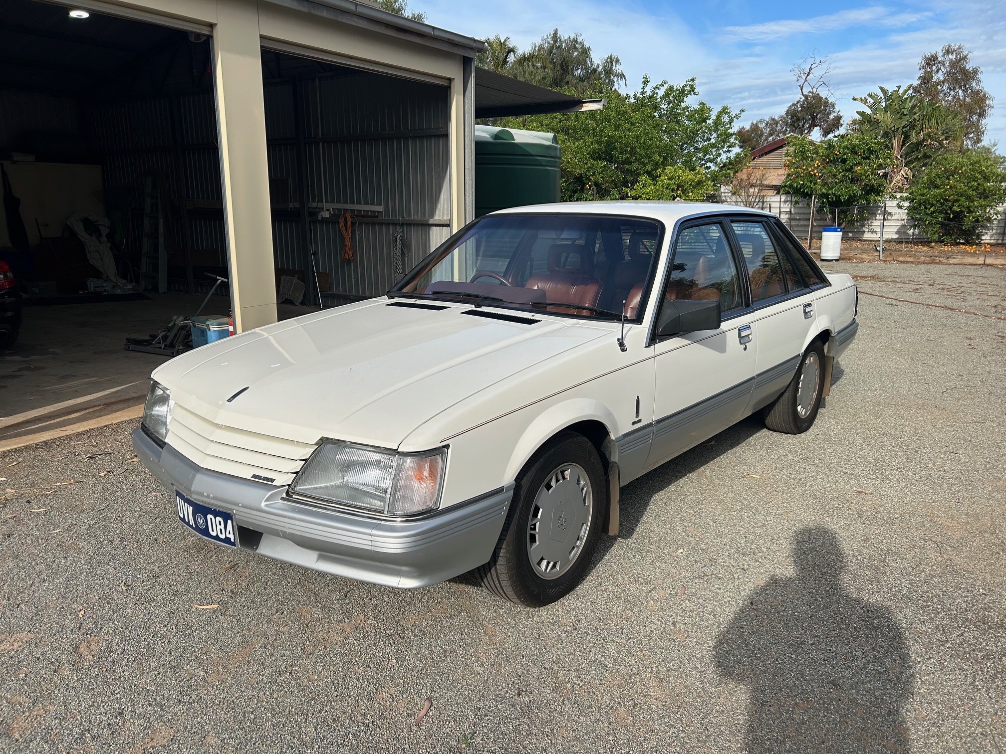 1 · 1984 Holden VK8VX19-333 Calais