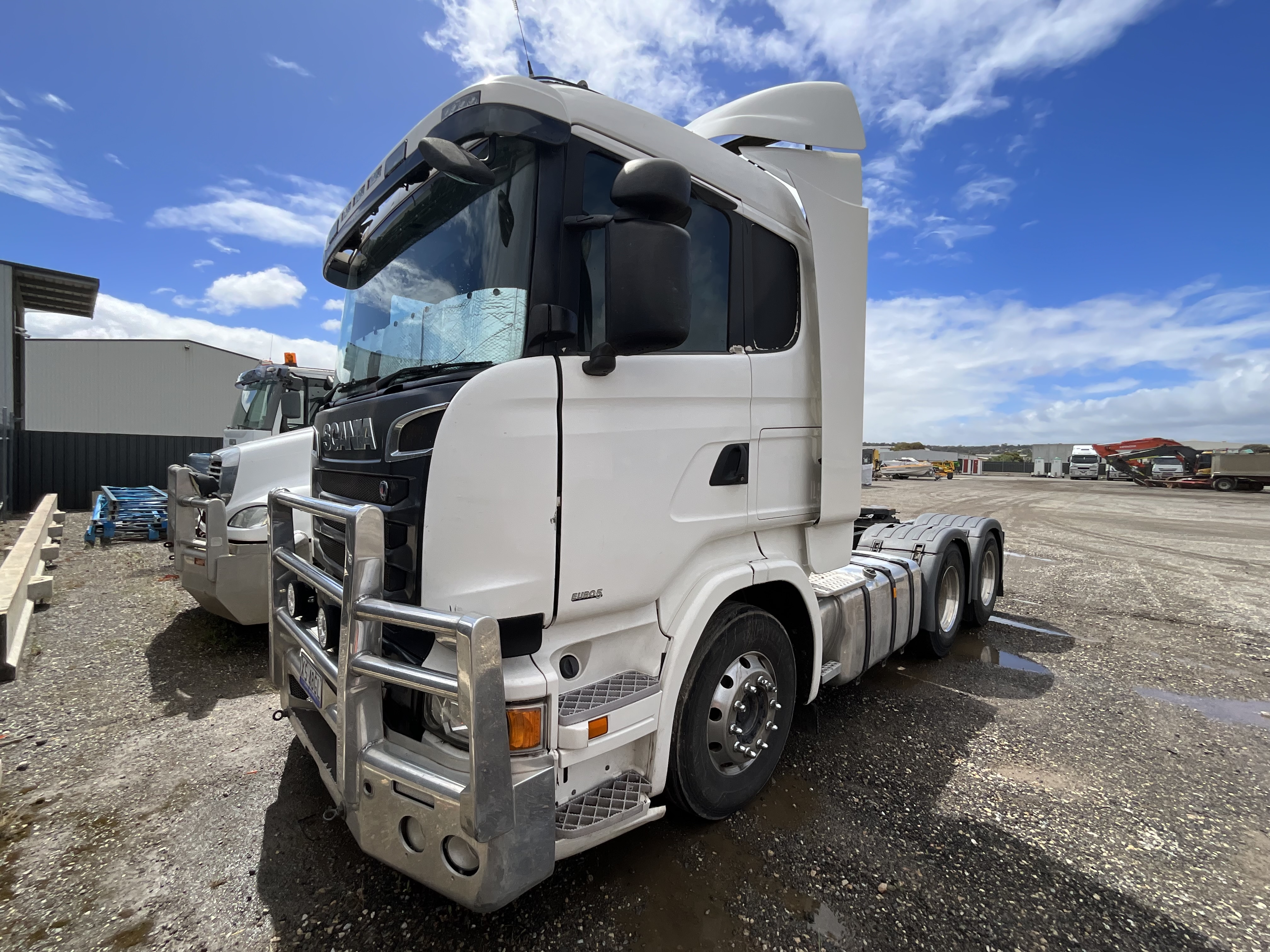 8 · 2016 Scania R560   6x4 Prime Mover