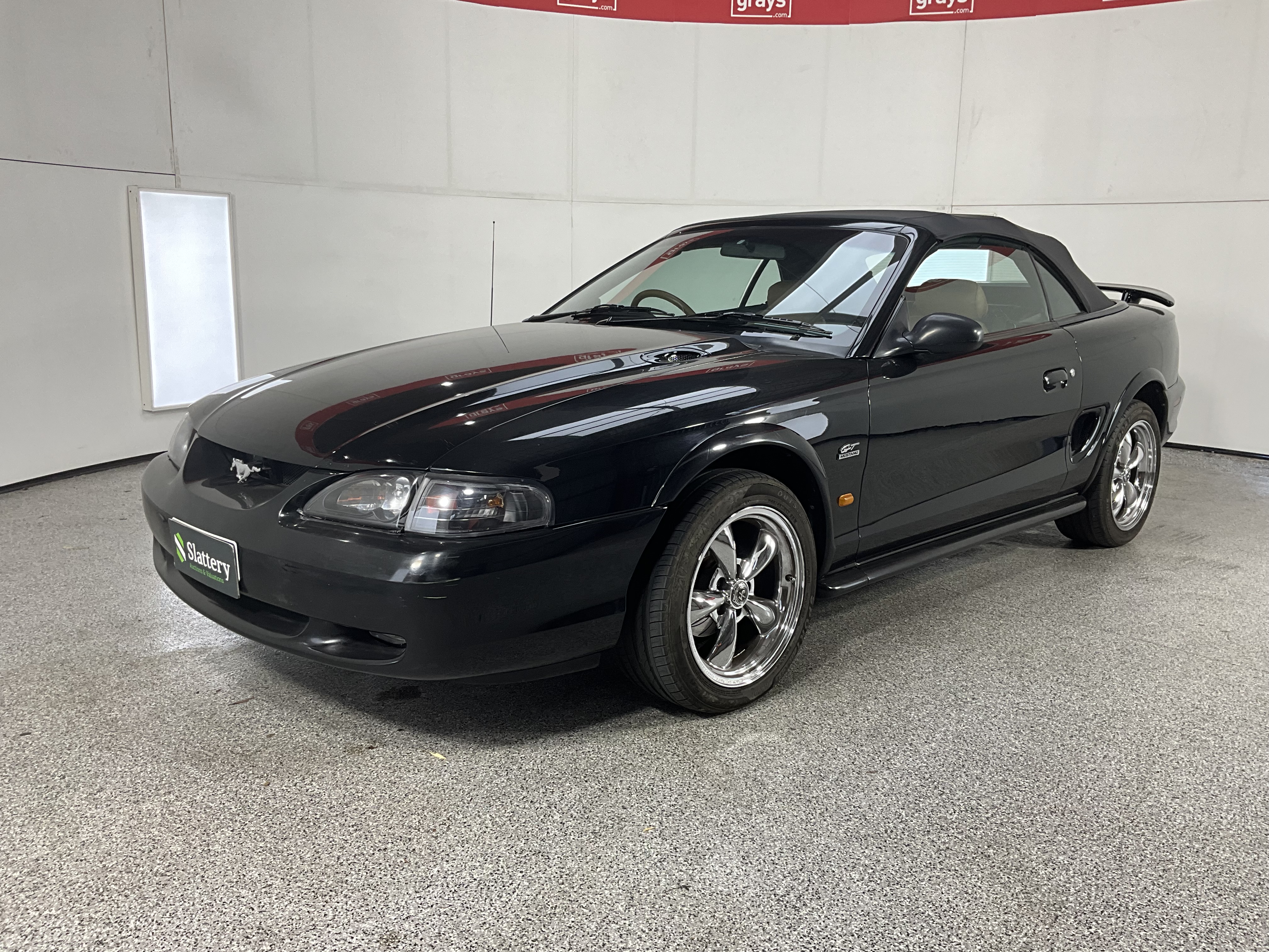7 · 1995 Ford Mustang GT Petrol