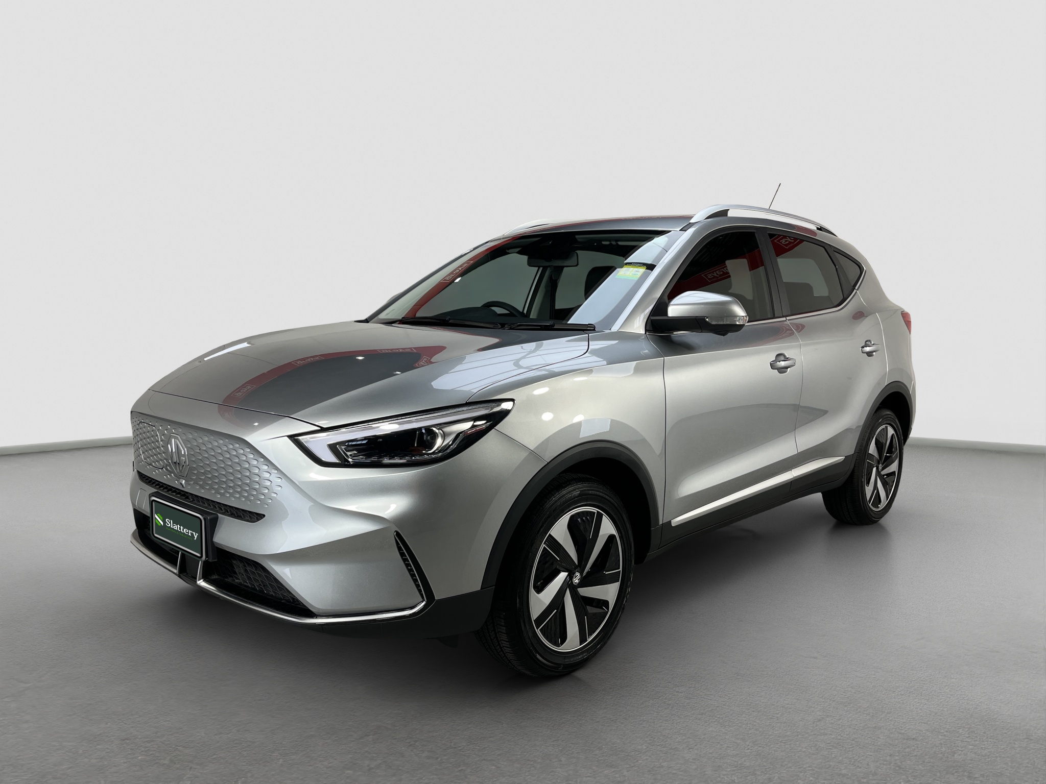 4 · 2023 MG ZS Essence Electric
