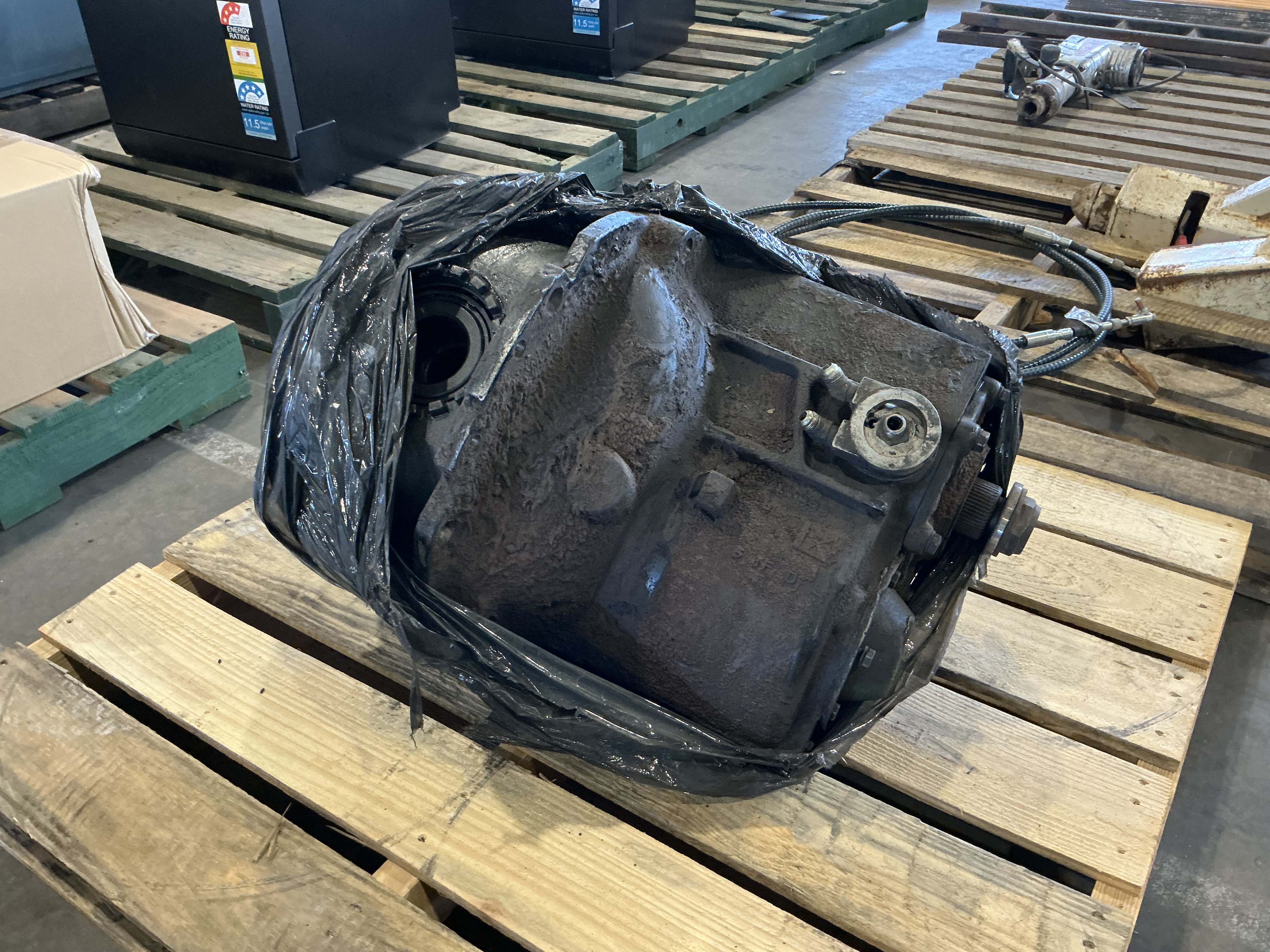 2017 Kenworth T610 Front Differential *Unreserved*