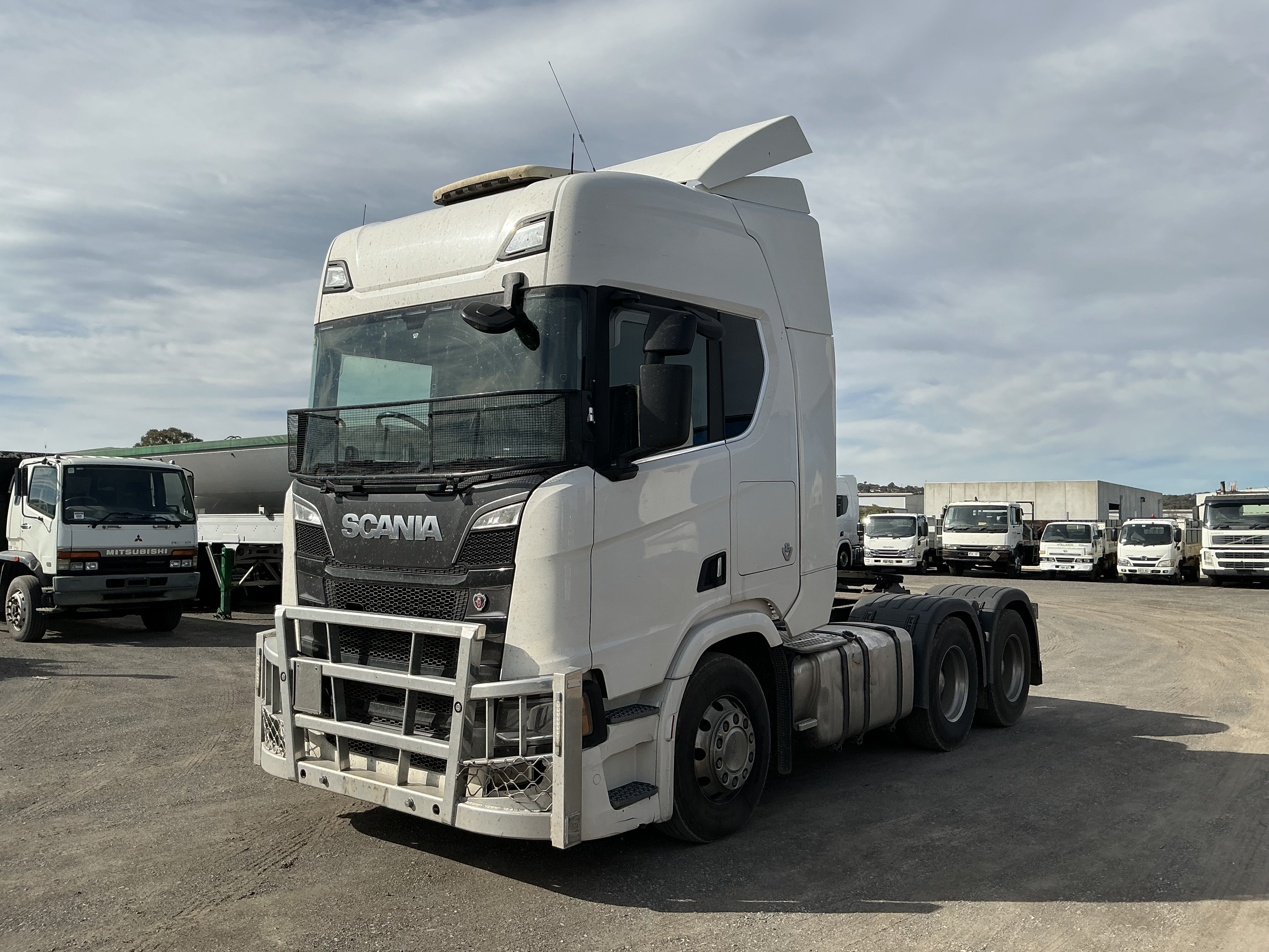 3 · 2022 Scania R620   6x4 Prime Mover