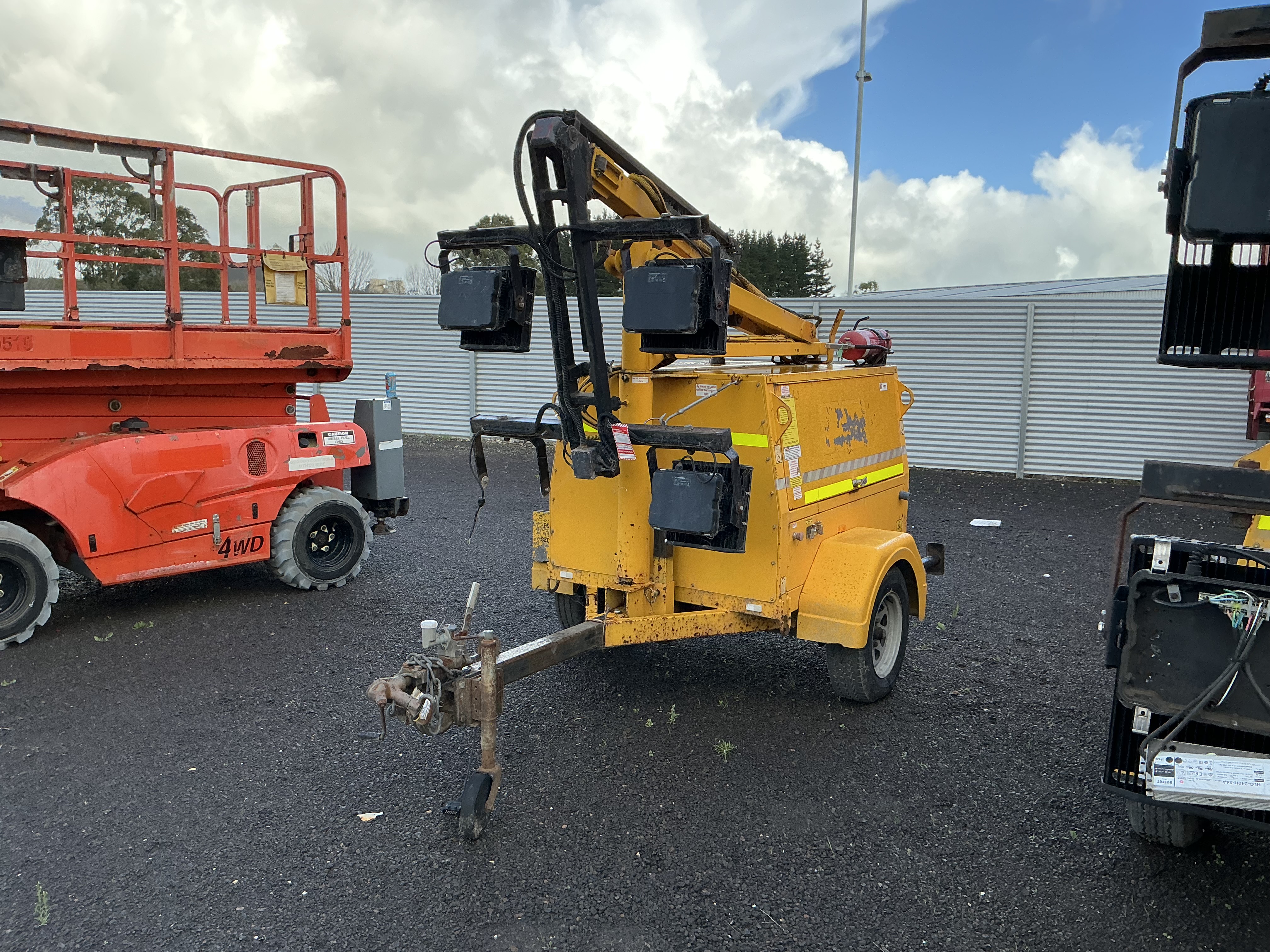 13 · 2008 JLG Industries 4108-AN Single Axle Light Tower Trailer