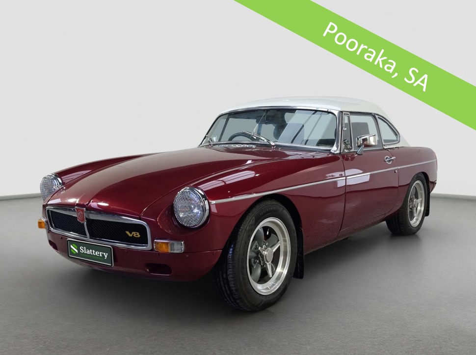 1975 MG B GT Petrol