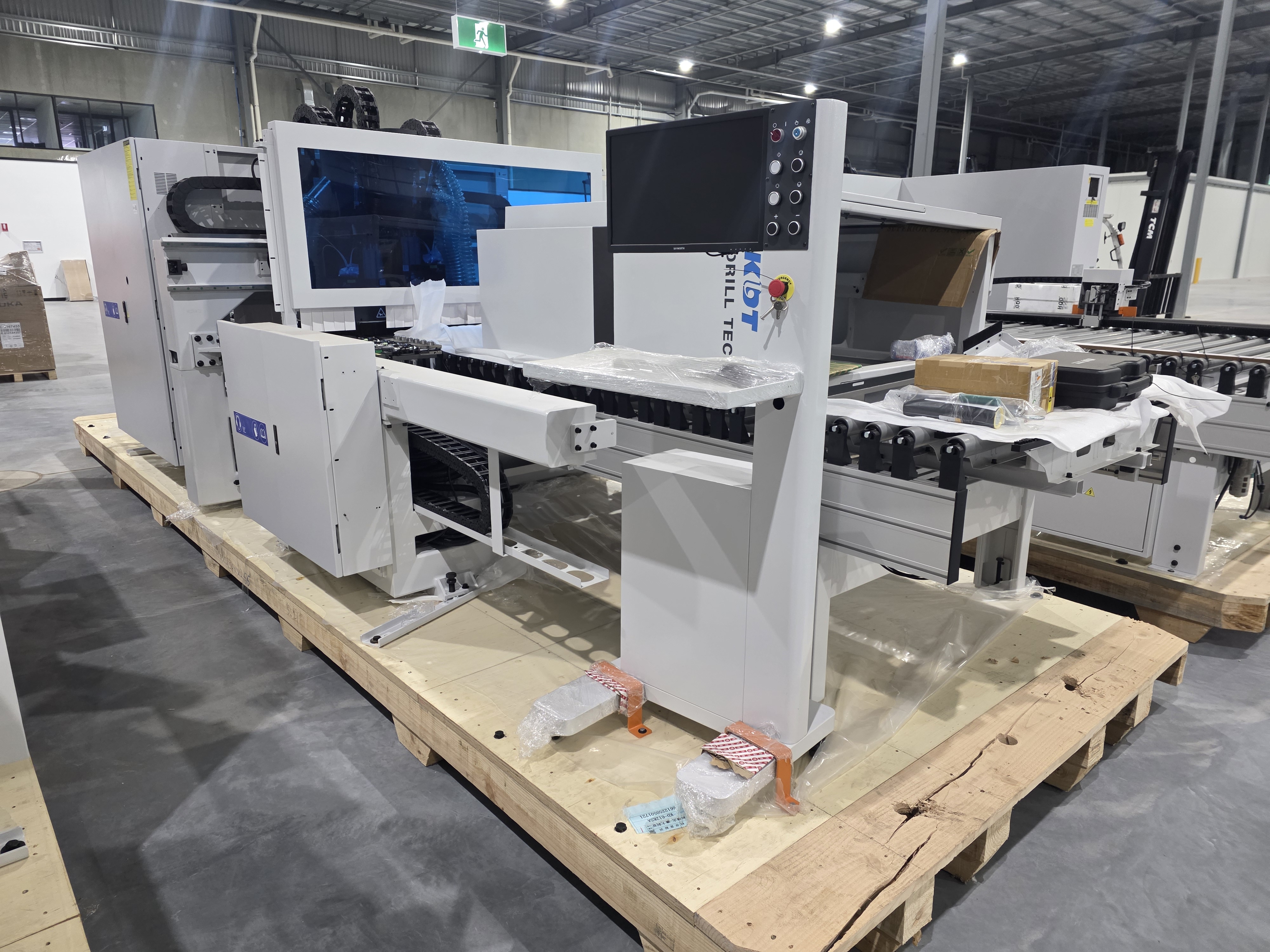 KDT Drill Tech KD-612KSA Drilling Centre