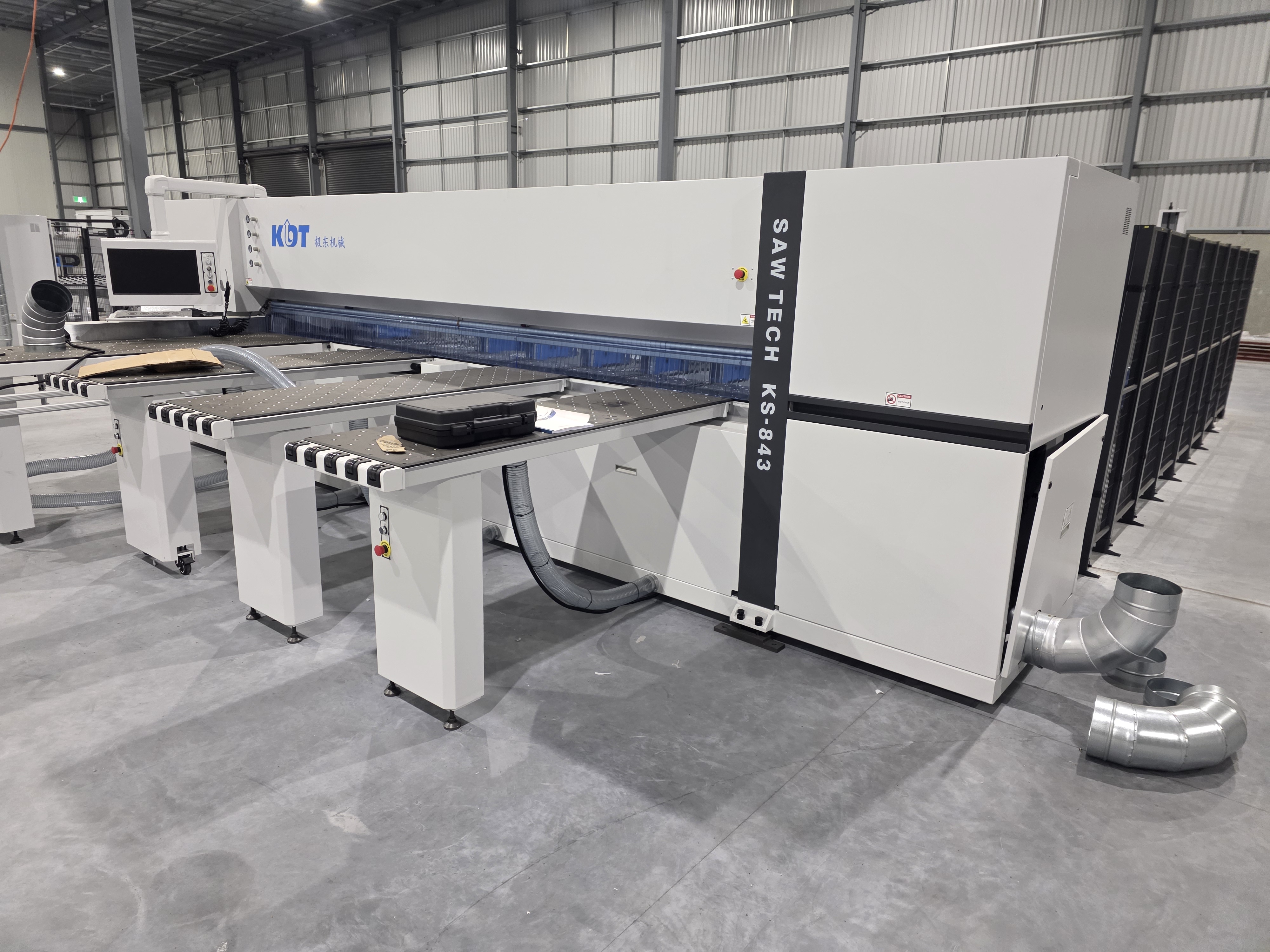 KDT KS-843HLMR Beam Saw