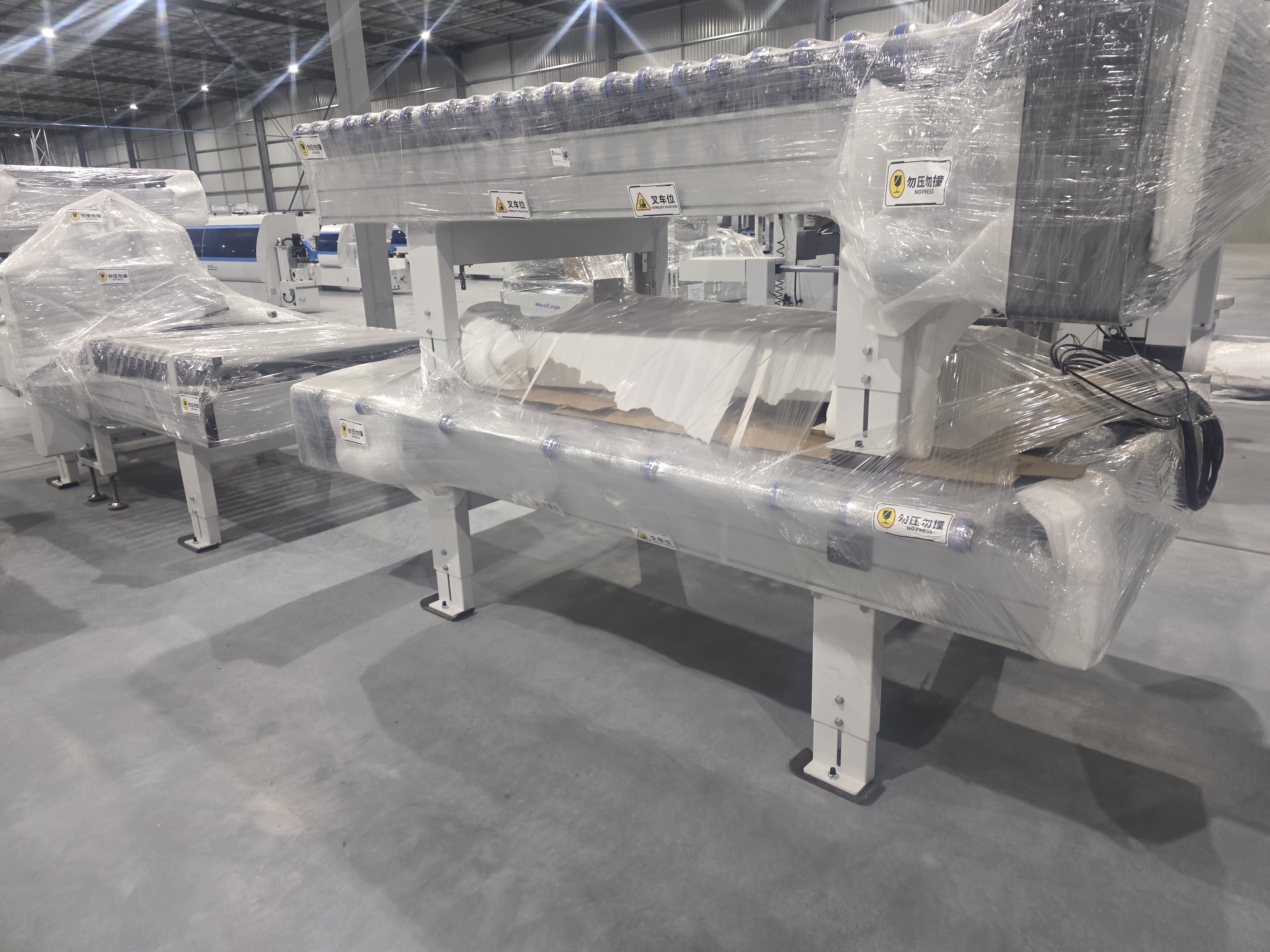 MesEdge ME-3014DT Intensive Lifting Conveyor Table x2