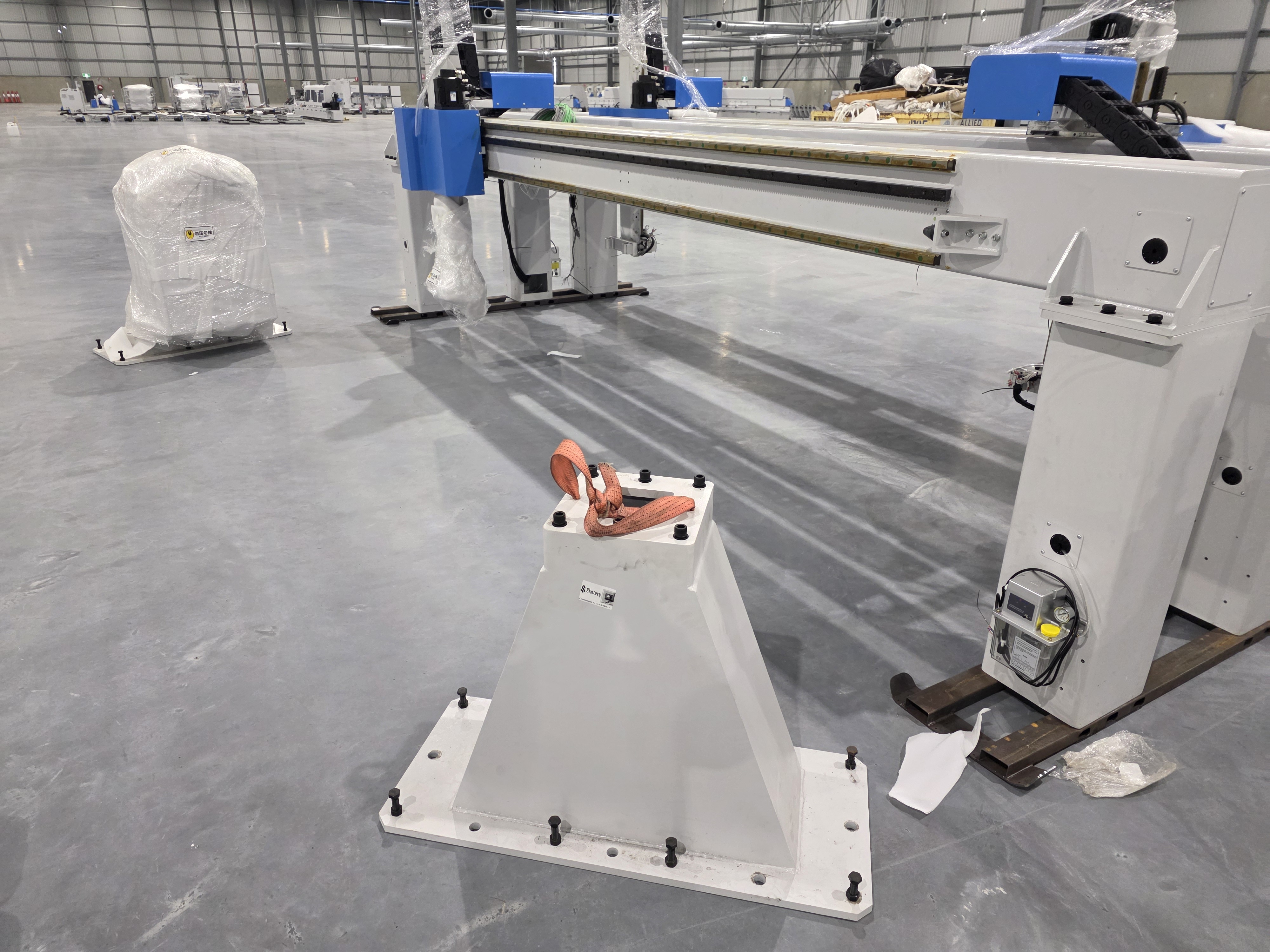 MesEdge MG-21 Gantry Loader & Pneumatic Gripper