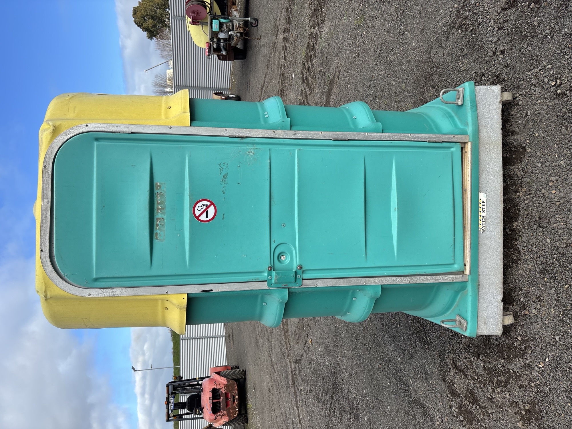 Toilet Portable - Fresh water flush MOUNT GAMBIER SA