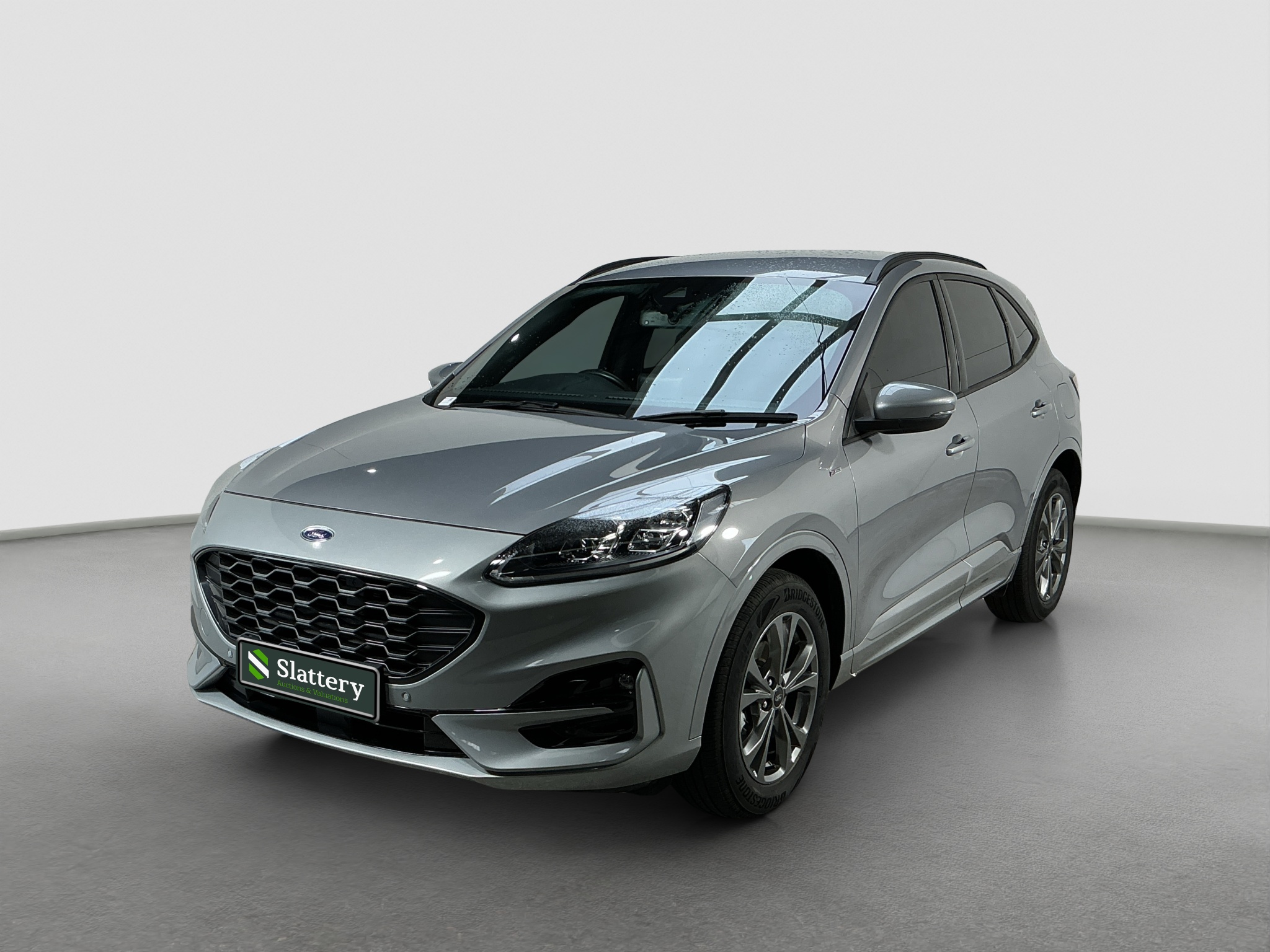 7 · 2022 Ford Escape ST-Line Petrol