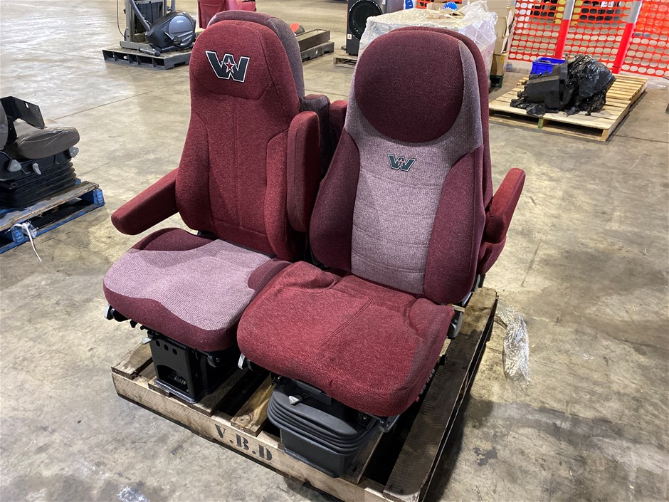 Qty of Western Star Truck Seats x4