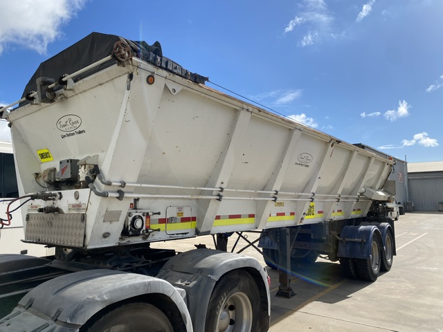 16 · 2012 AMS S2 Dual Axle Live Bottom Trailer