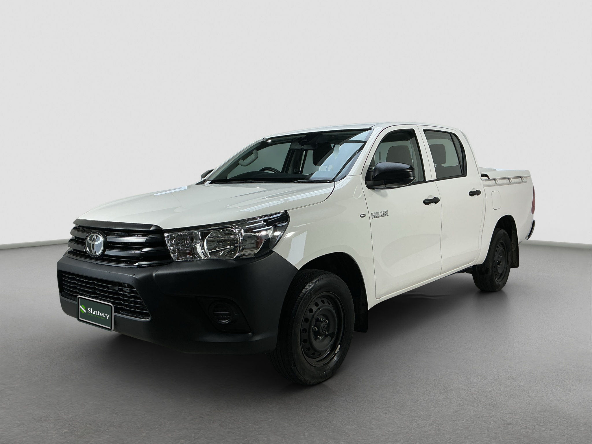 17 · 2023 Toyota Hilux Workmate Petrol - Ex Corporate
