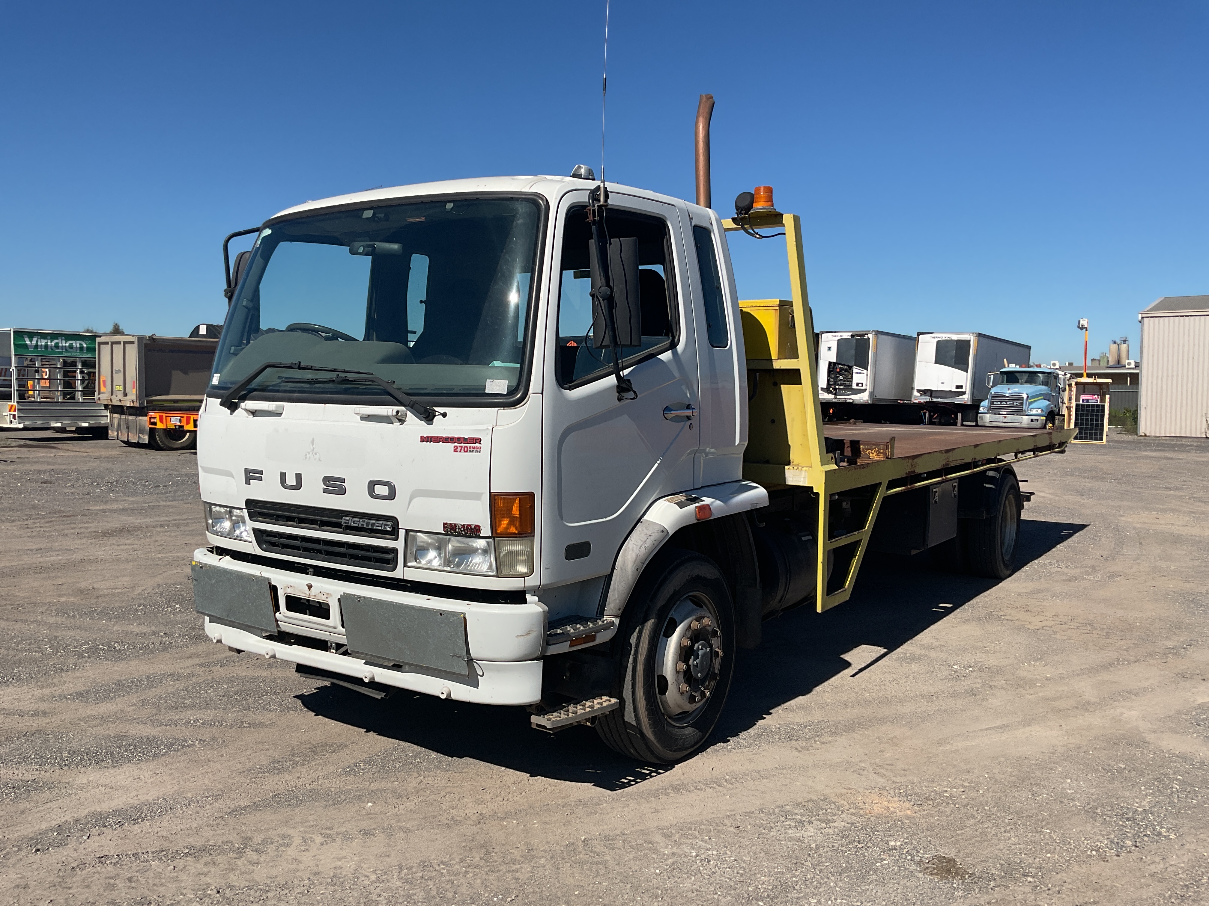 2007 Mitsubishi Fuso FM600   4x2 Tilt Tray