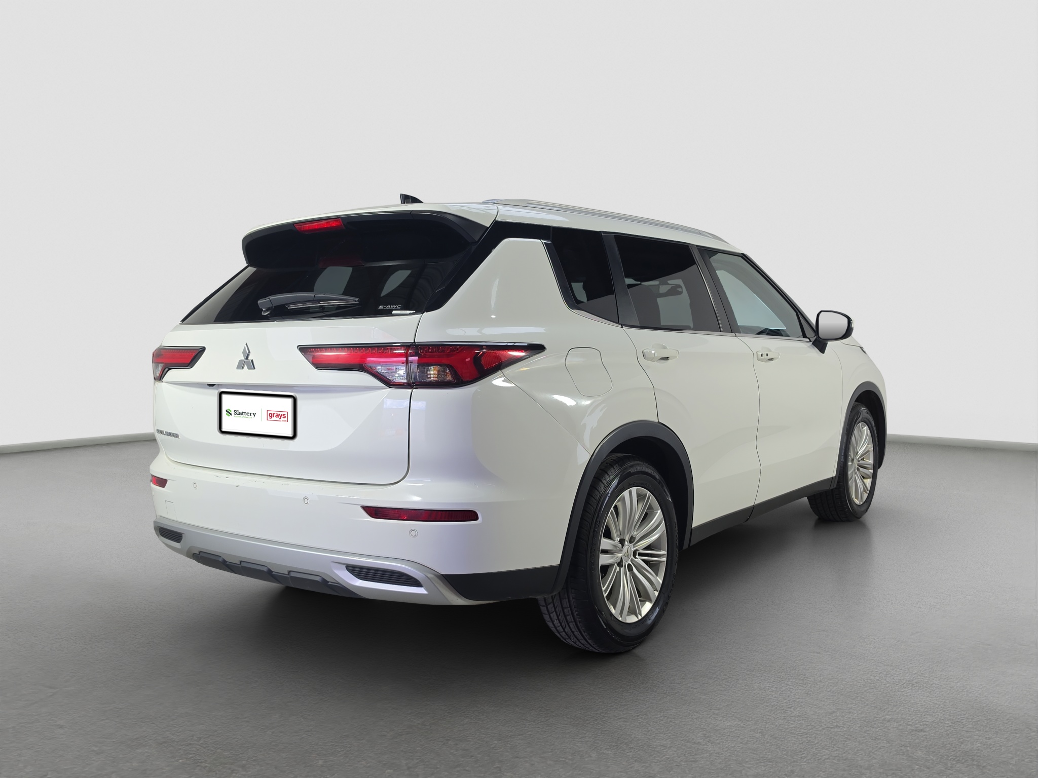 2024 Mitsubishi Outlander LS Petrol