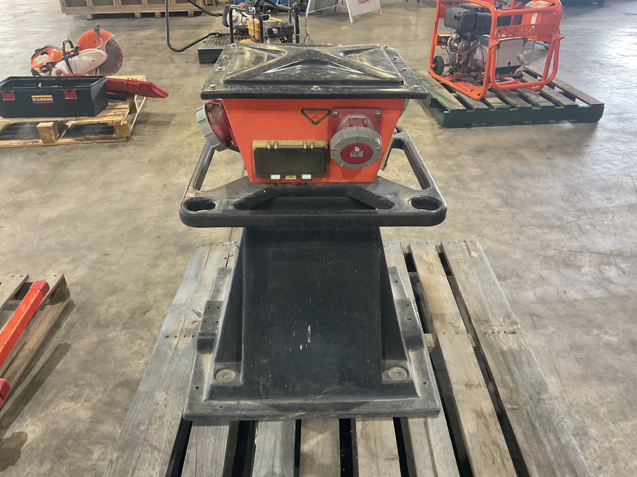 Spinifex Distribution Board Lifeguard 16