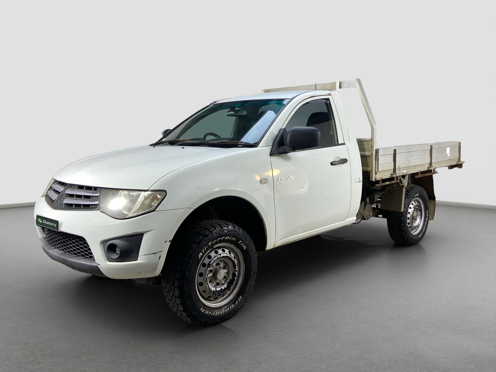 8 · 2010 Mitsubishi Triton GLX Diesel (Auto) (Ex Lease)