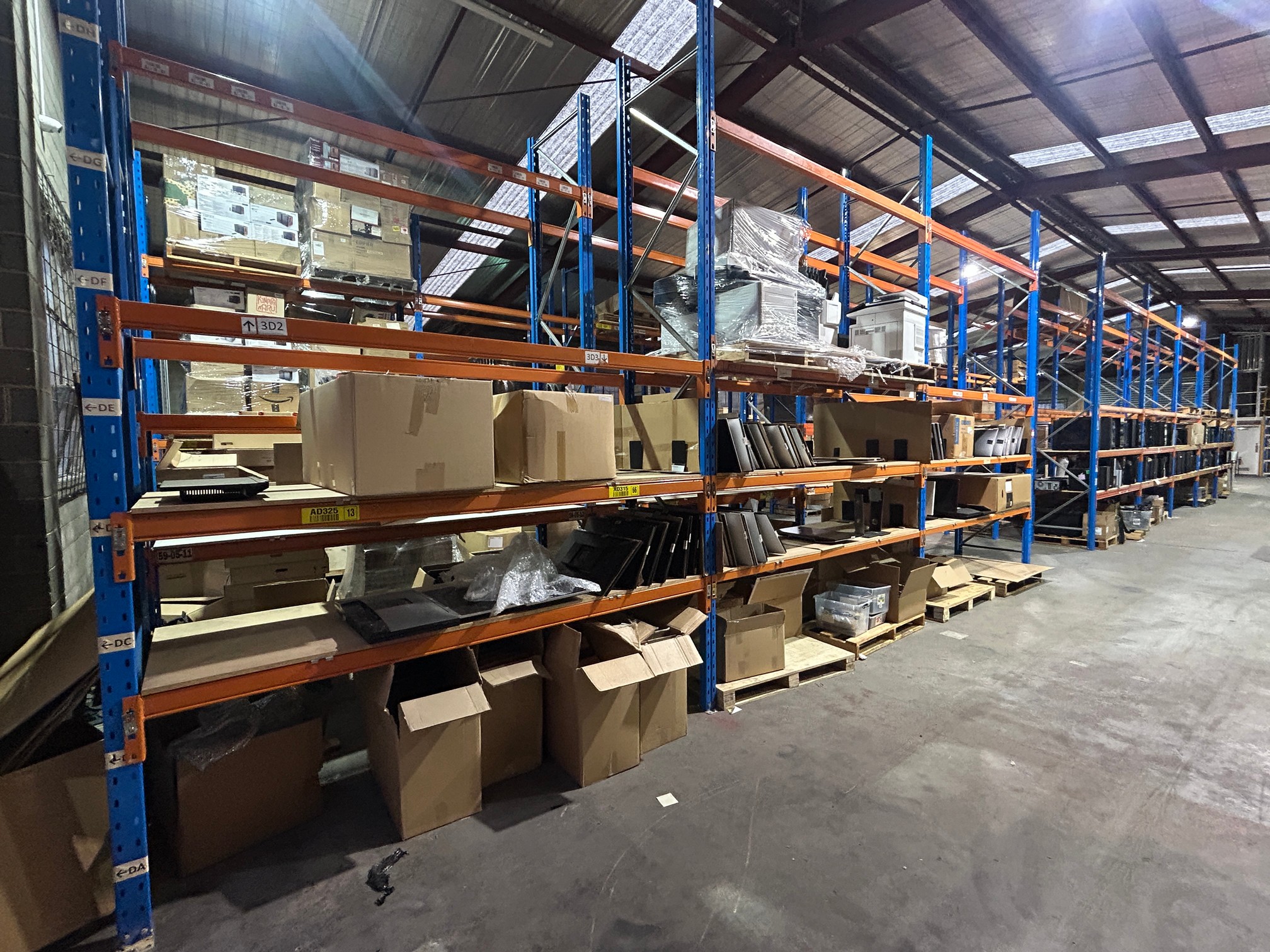 13 · 32 x BAYS OF DEXION PALLET RACKING