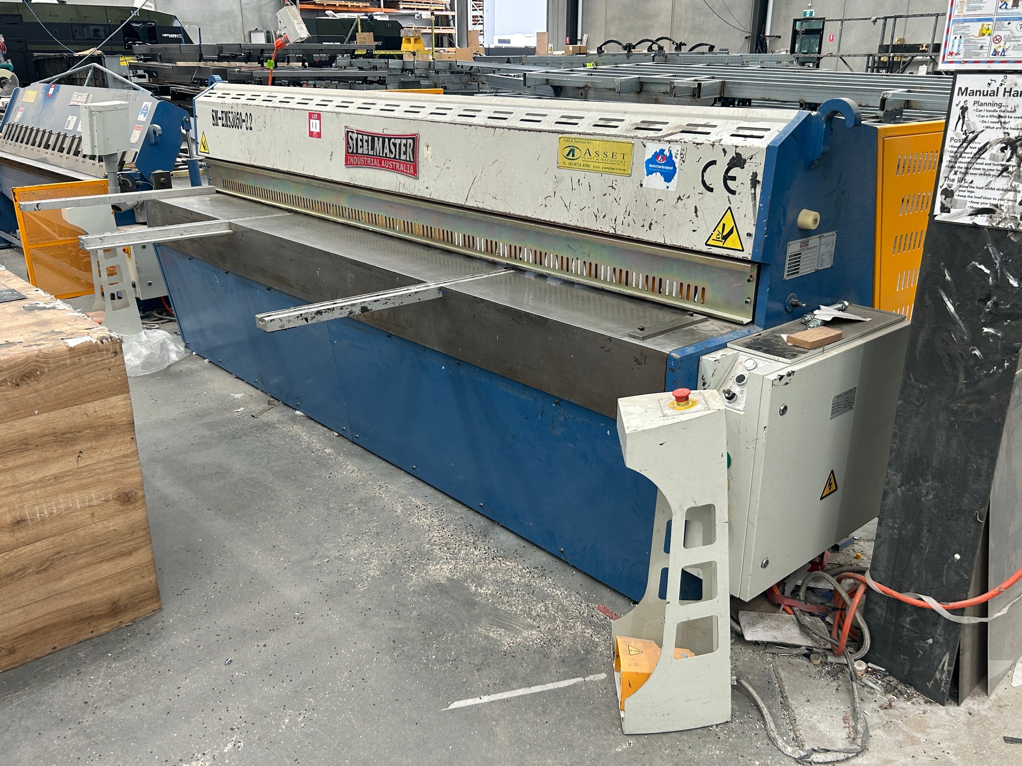 Steel Master SM-EMS3050-3.2 Guillotine
