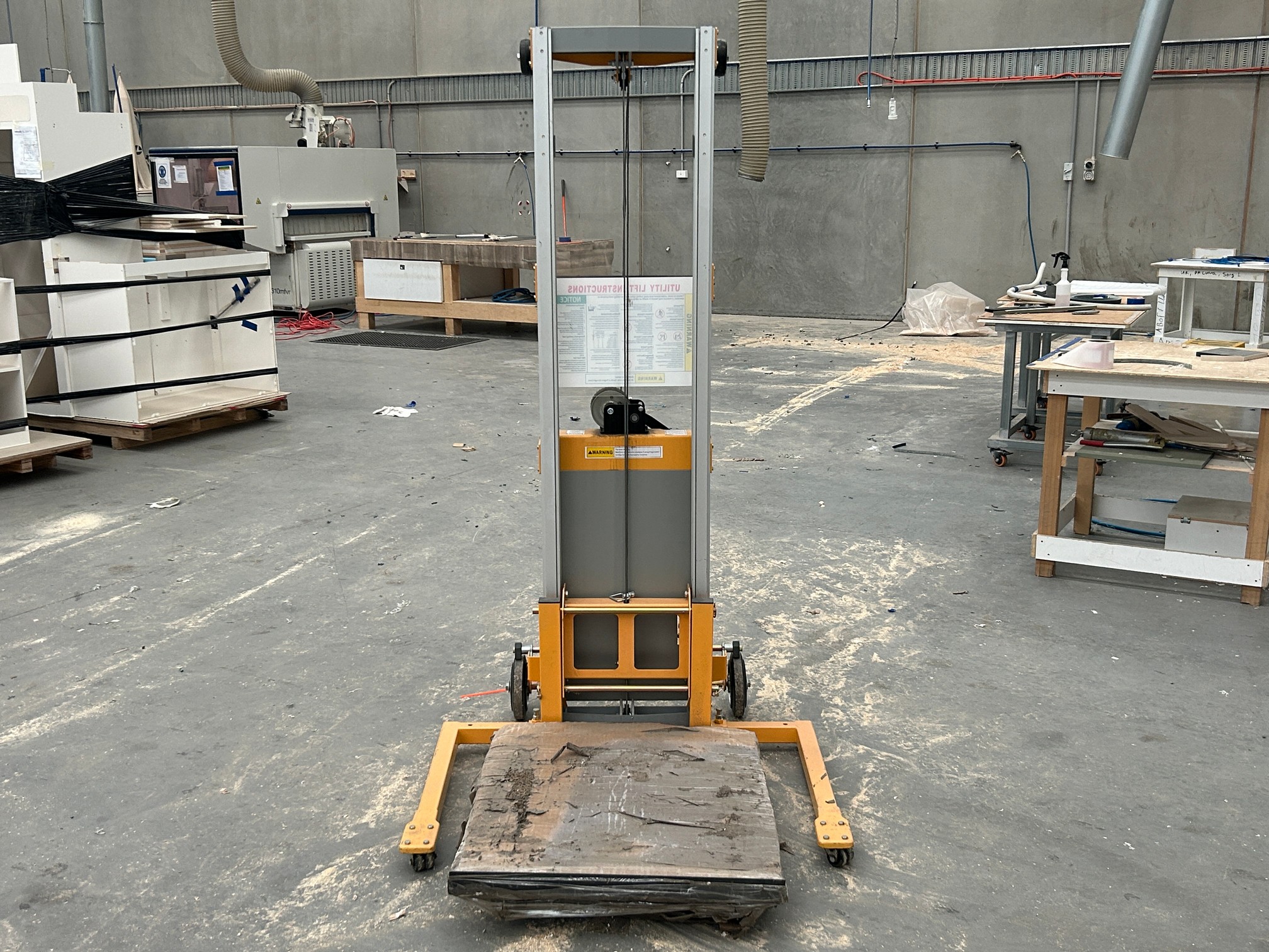 Walkie Stacker