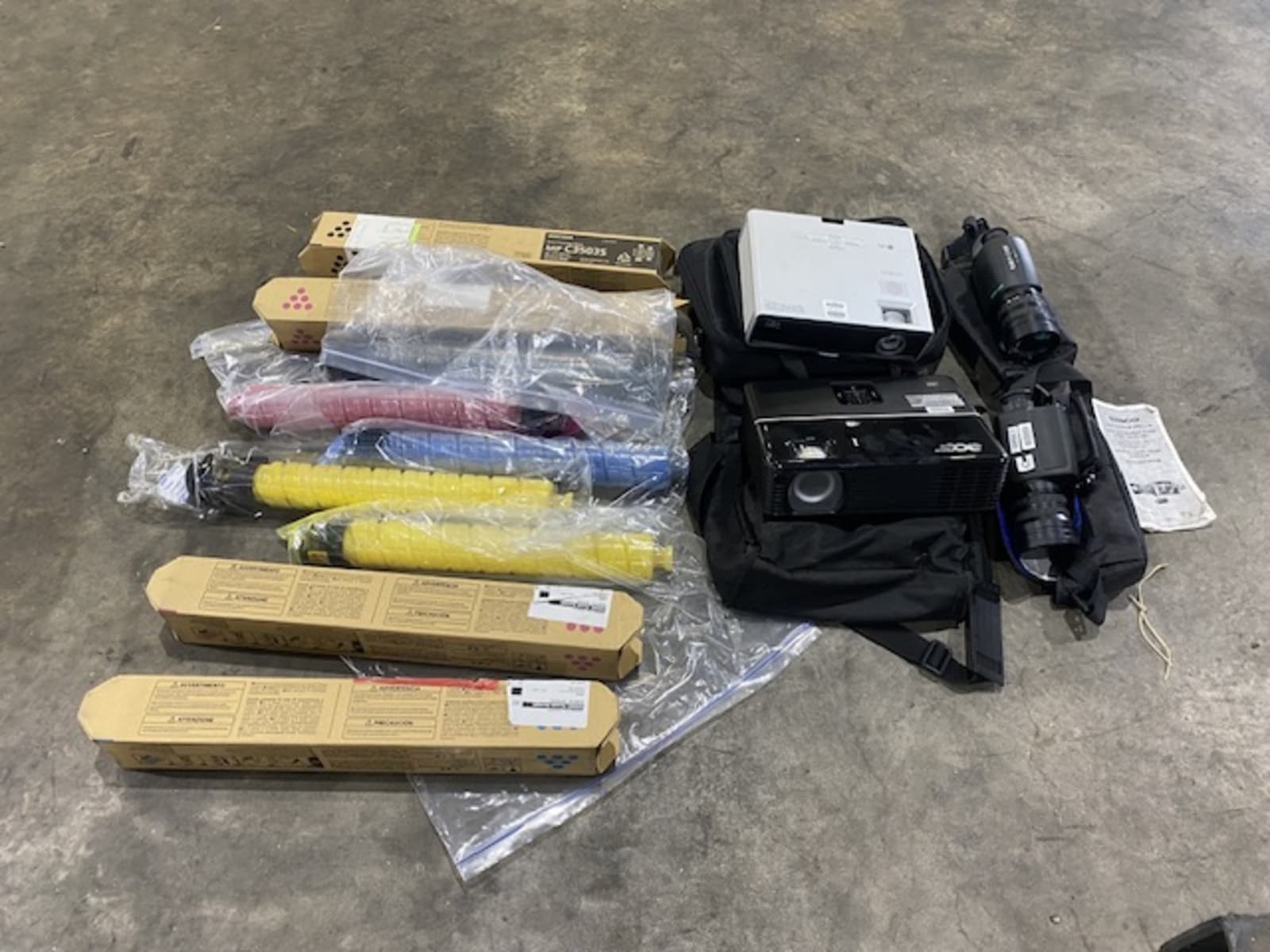 Tasco NV100 Night Vision Units, Projectors & Copier Ink Cartridges